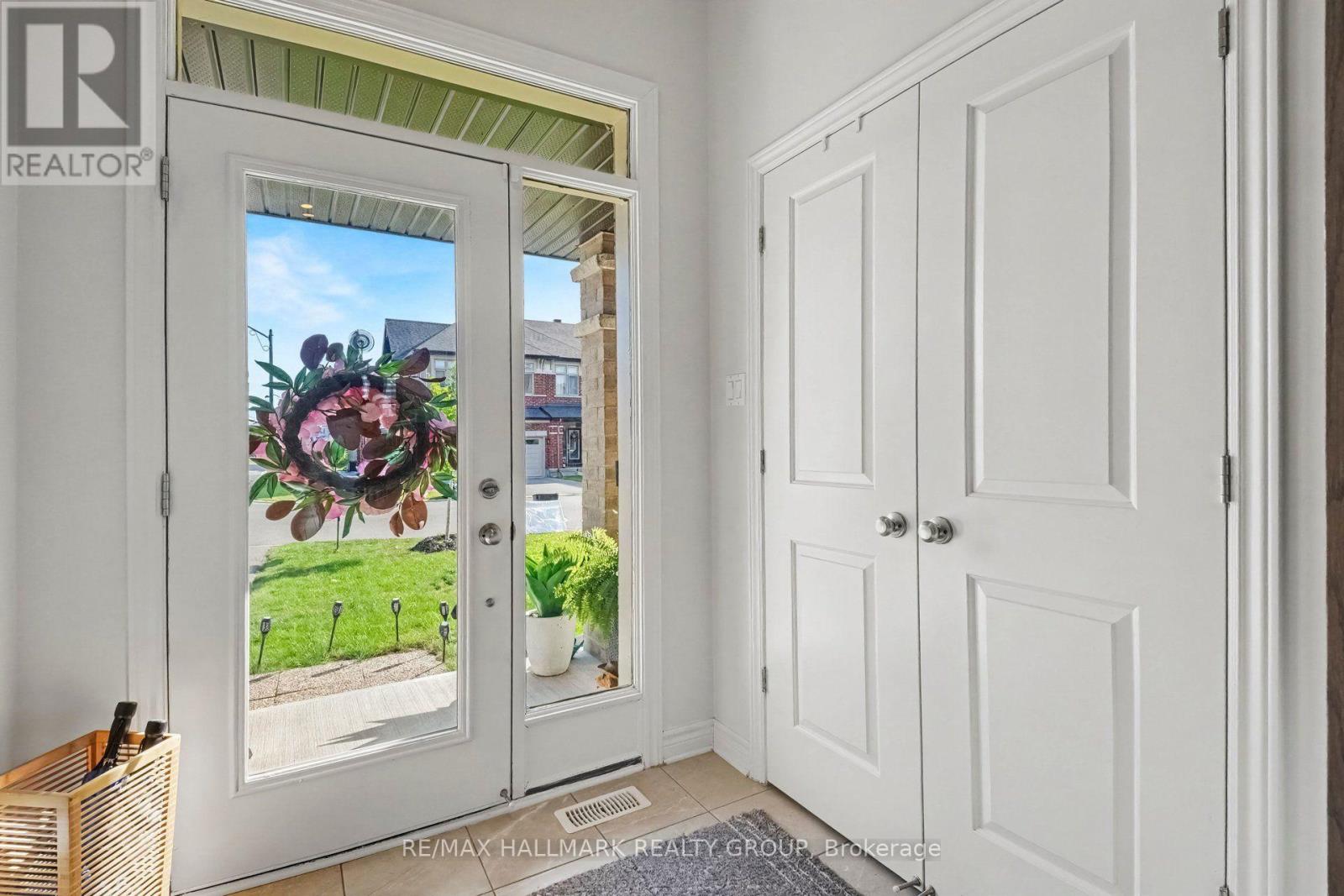 756 Cairn Crescent, Ottawa, Ontario  K1W 0P4 - Photo 7 - X13812892