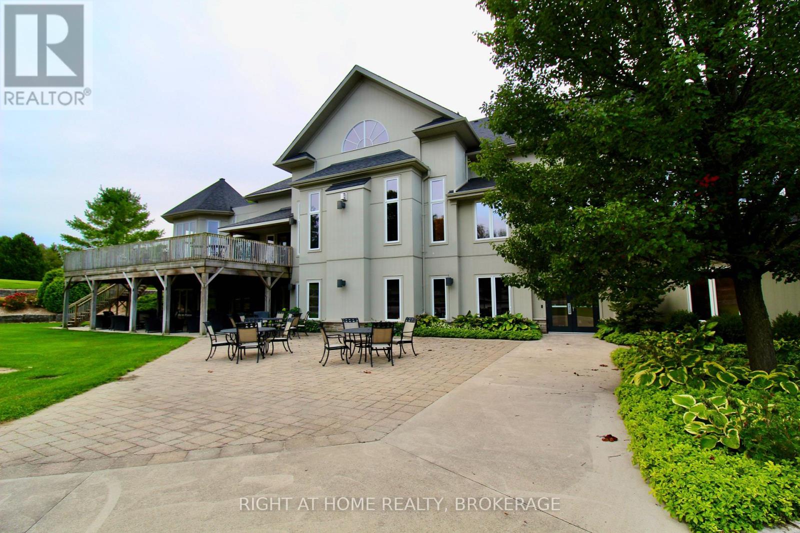 40 Stornoway Crescent N, Huron East, Ontario  N0K 1W0 - Photo 41 - X13812790