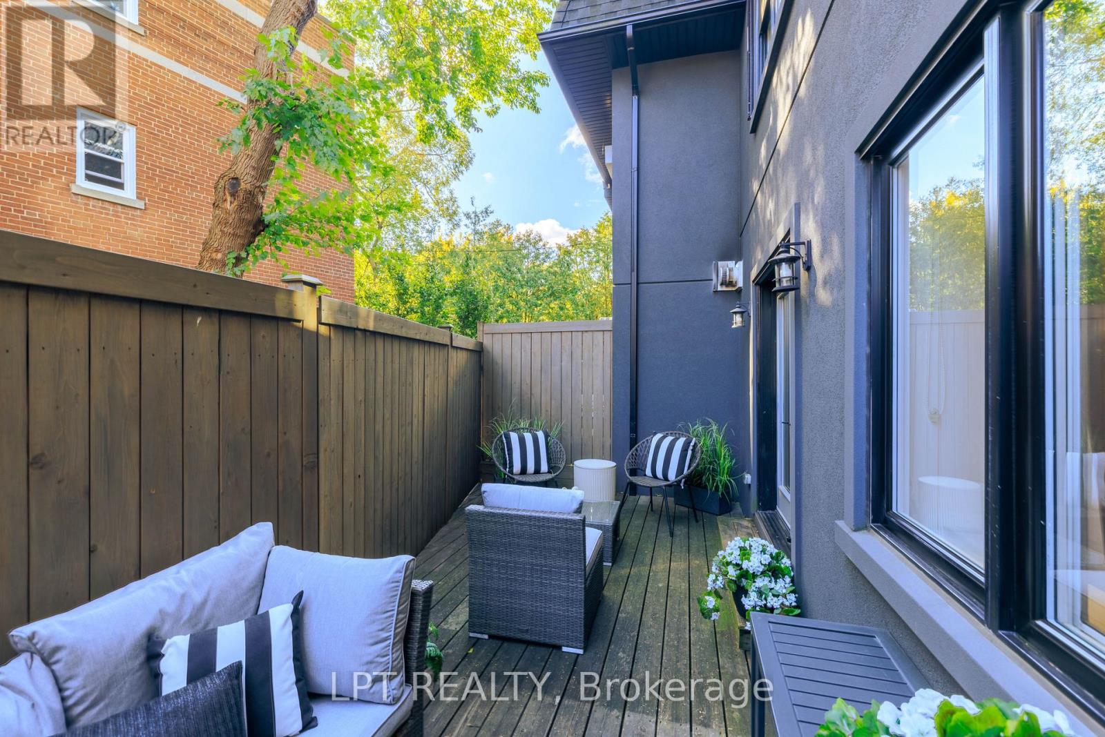 73b Rumsey Road, Toronto, Ontario  M4G 0C4 - Photo 18 - C13812788