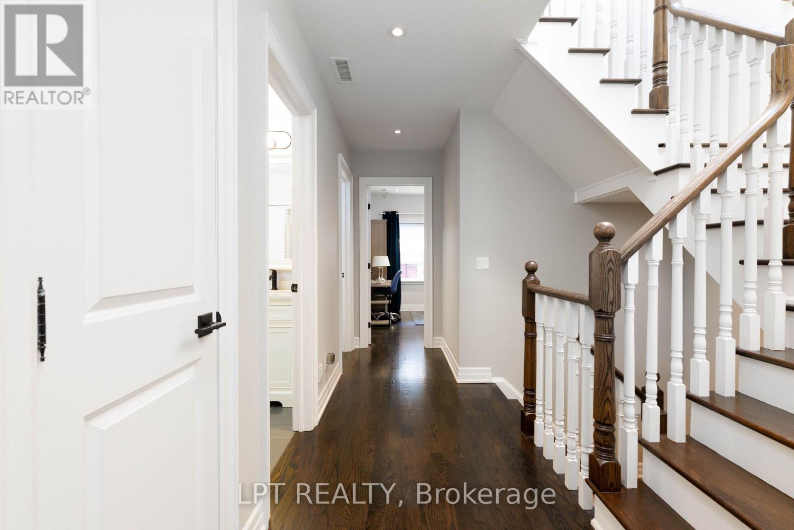 73b Rumsey Road, Toronto, Ontario  M4G 0C4 - Photo 21 - C13812788