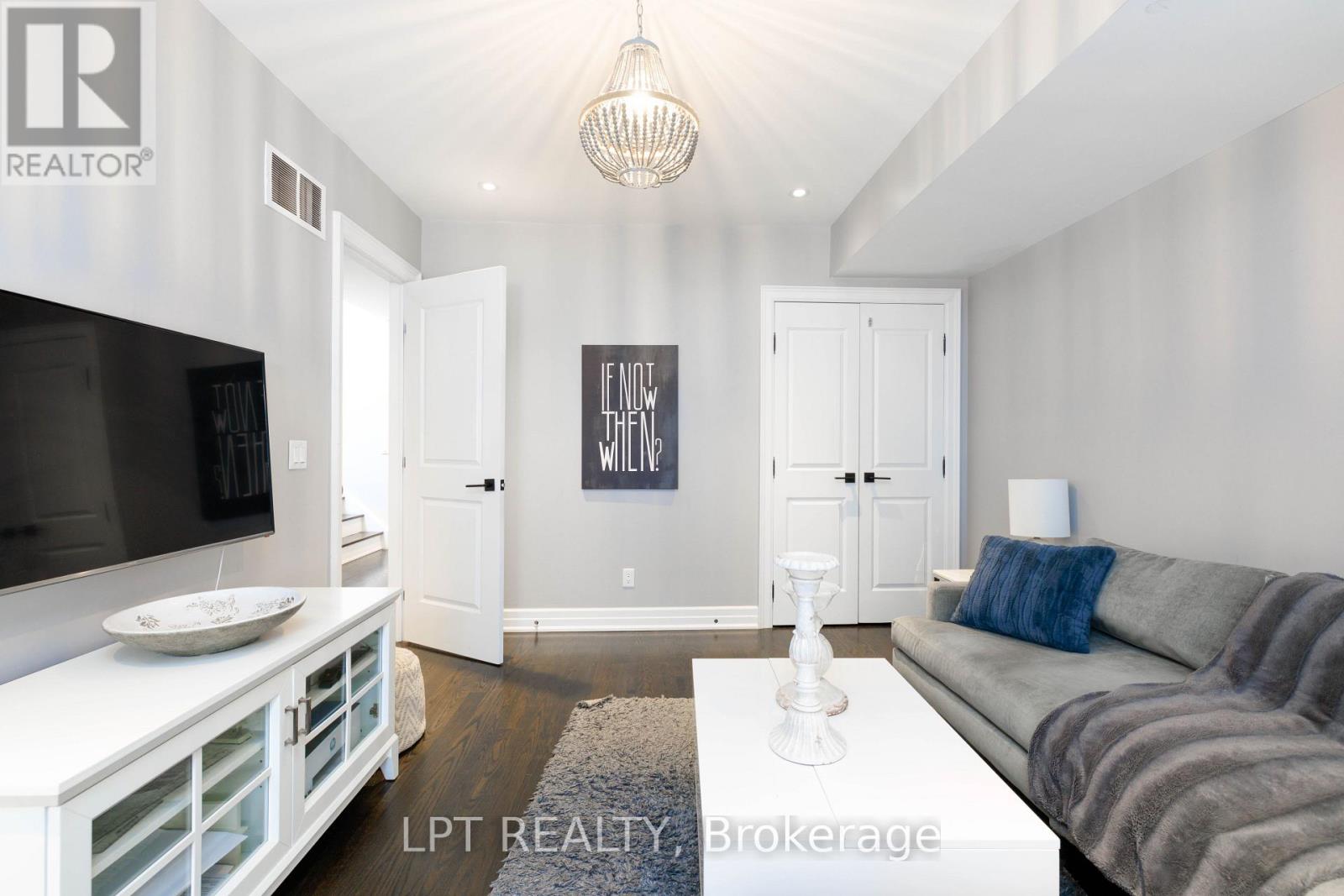 73b Rumsey Road, Toronto, Ontario  M4G 0C4 - Photo 25 - C13812788