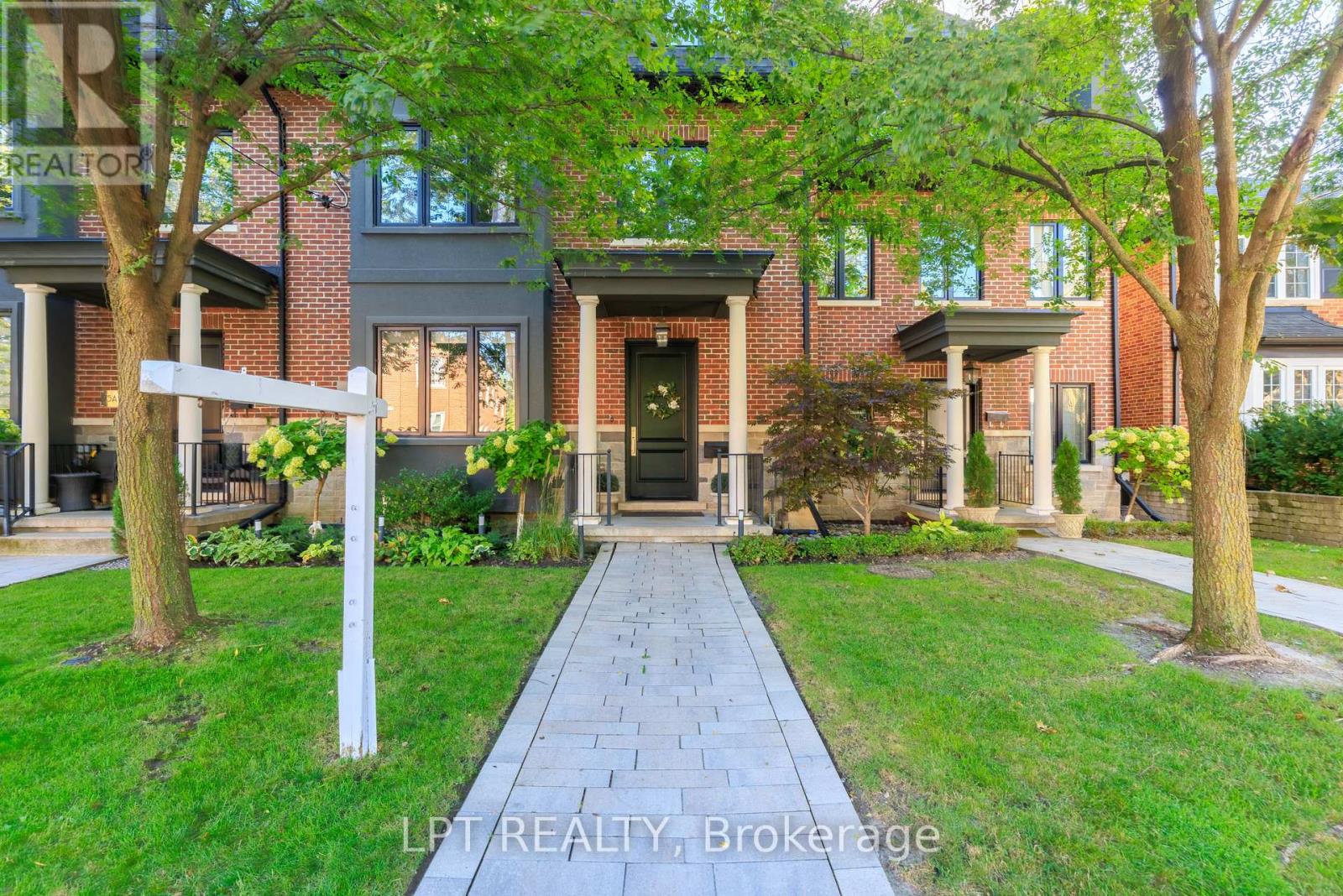 73b Rumsey Road, Toronto, Ontario  M4G 0C4 - Photo 3 - C13812788