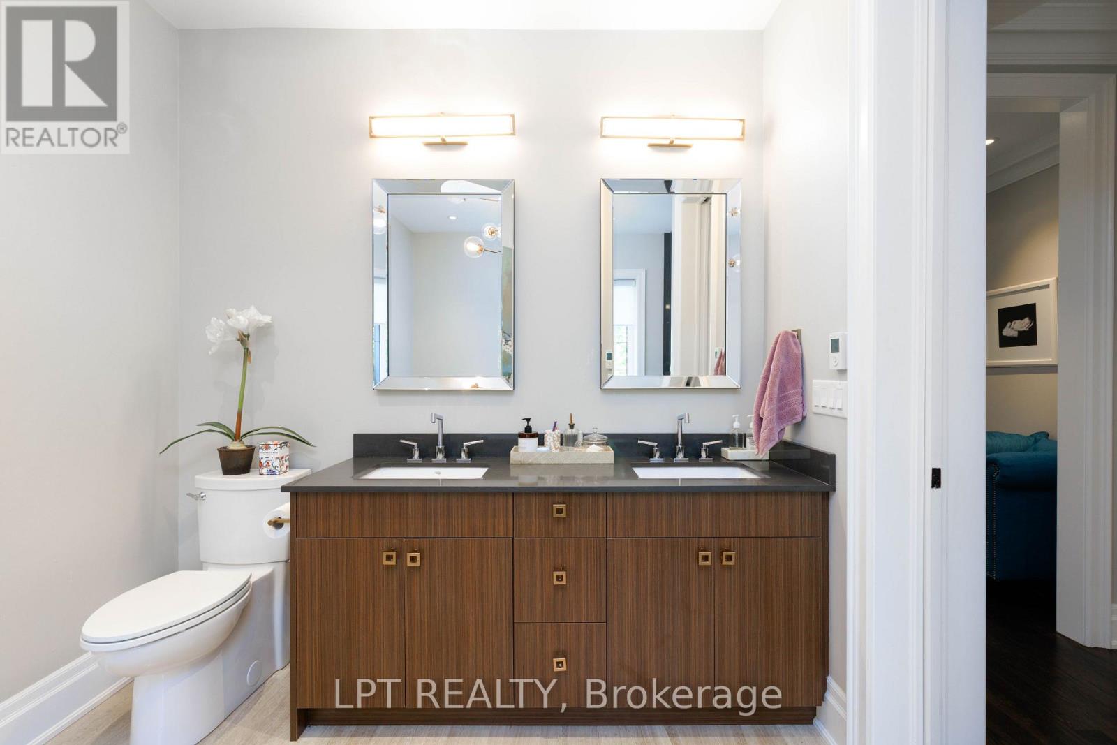 73b Rumsey Road, Toronto, Ontario  M4G 0C4 - Photo 38 - C13812788