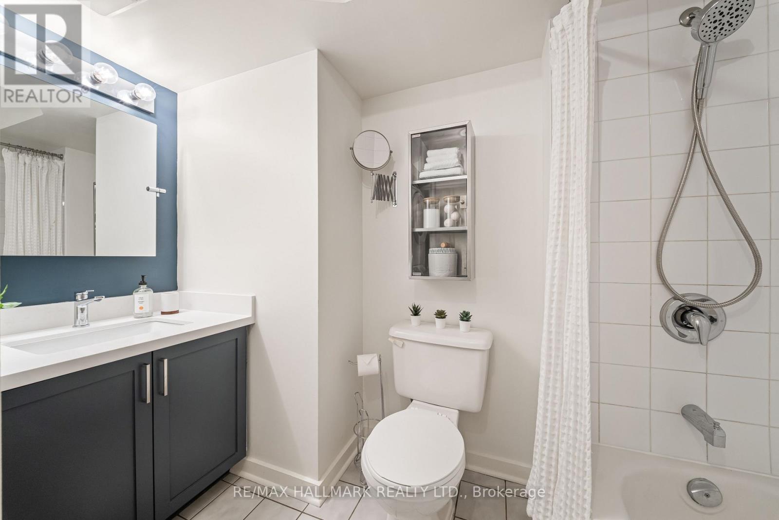 205 - 394 Euclid Avenue, Toronto, Ontario  M6G 2S9 - Photo 20 - C13812818