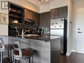 827 - 120 Dallimore Circle, Toronto, Ontario  M3C 4J1 - Photo 2 - C13812896
