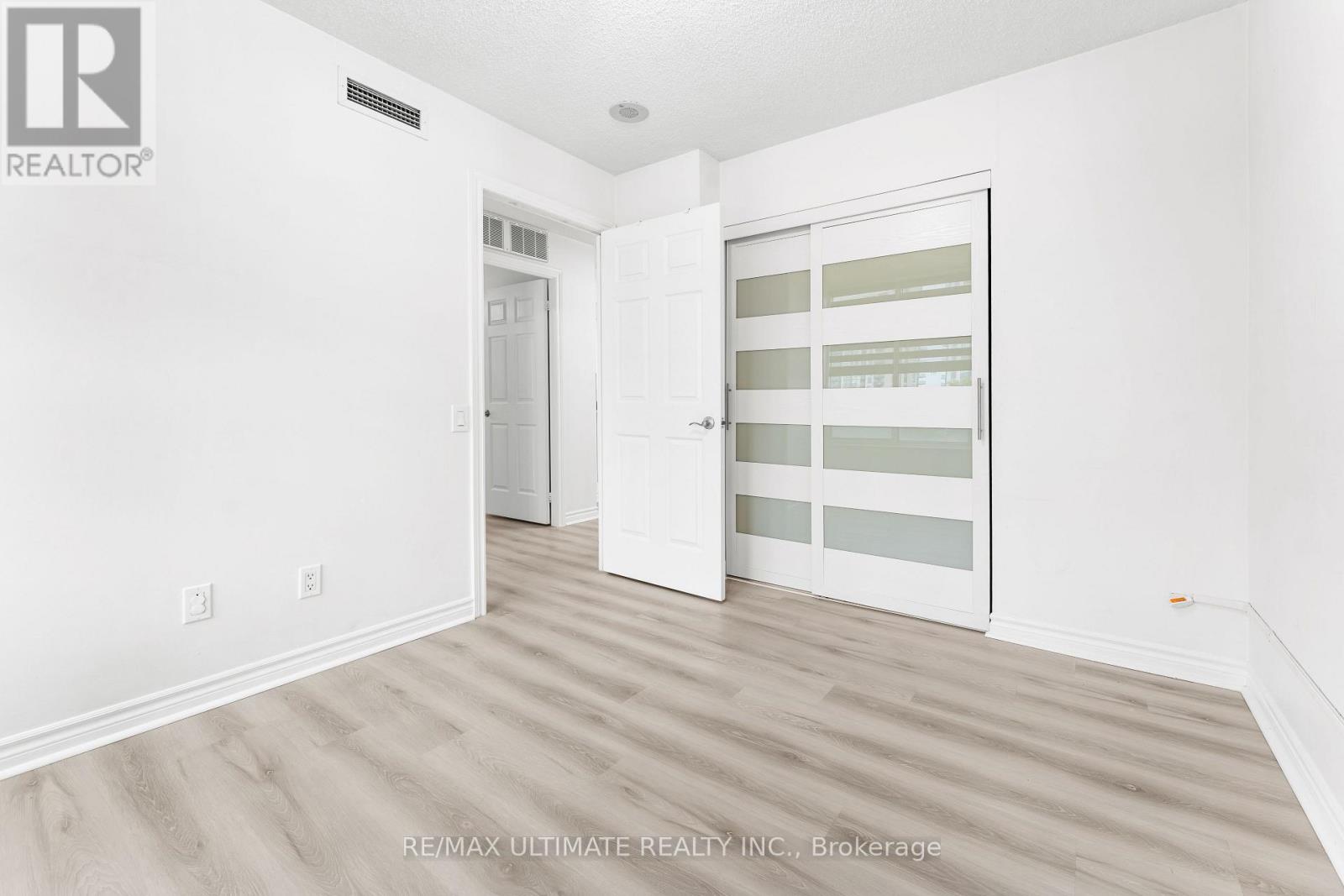210 - 61 Town Centre Court, Toronto, Ontario  M1P 5C5 - Photo 21 - E13812800