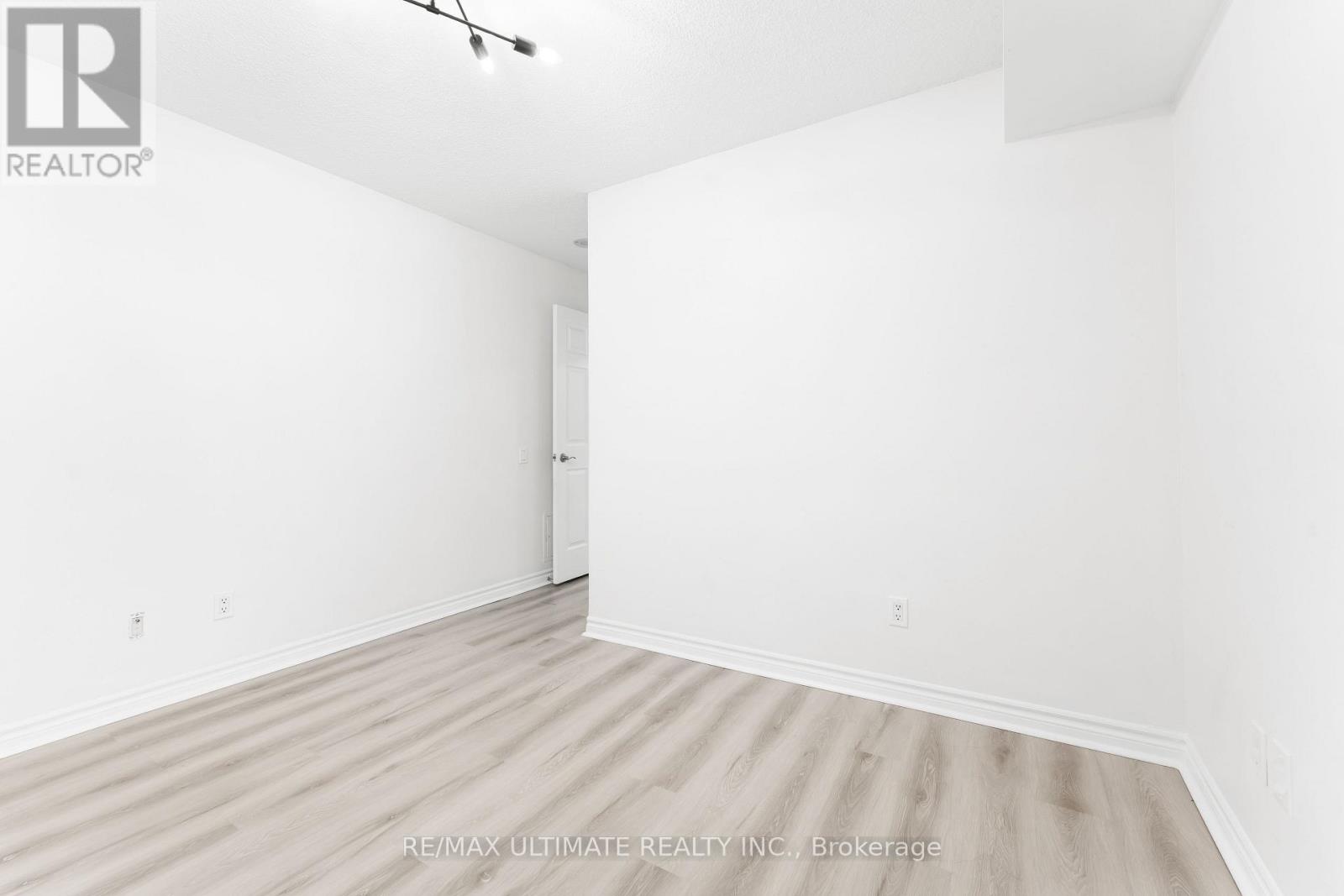 210 - 61 Town Centre Court, Toronto, Ontario  M1P 5C5 - Photo 33 - E13812800