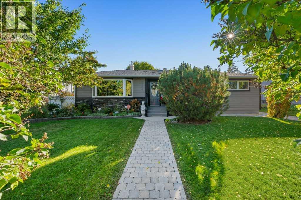 7804 7 Street SW, Calgary, Alberta