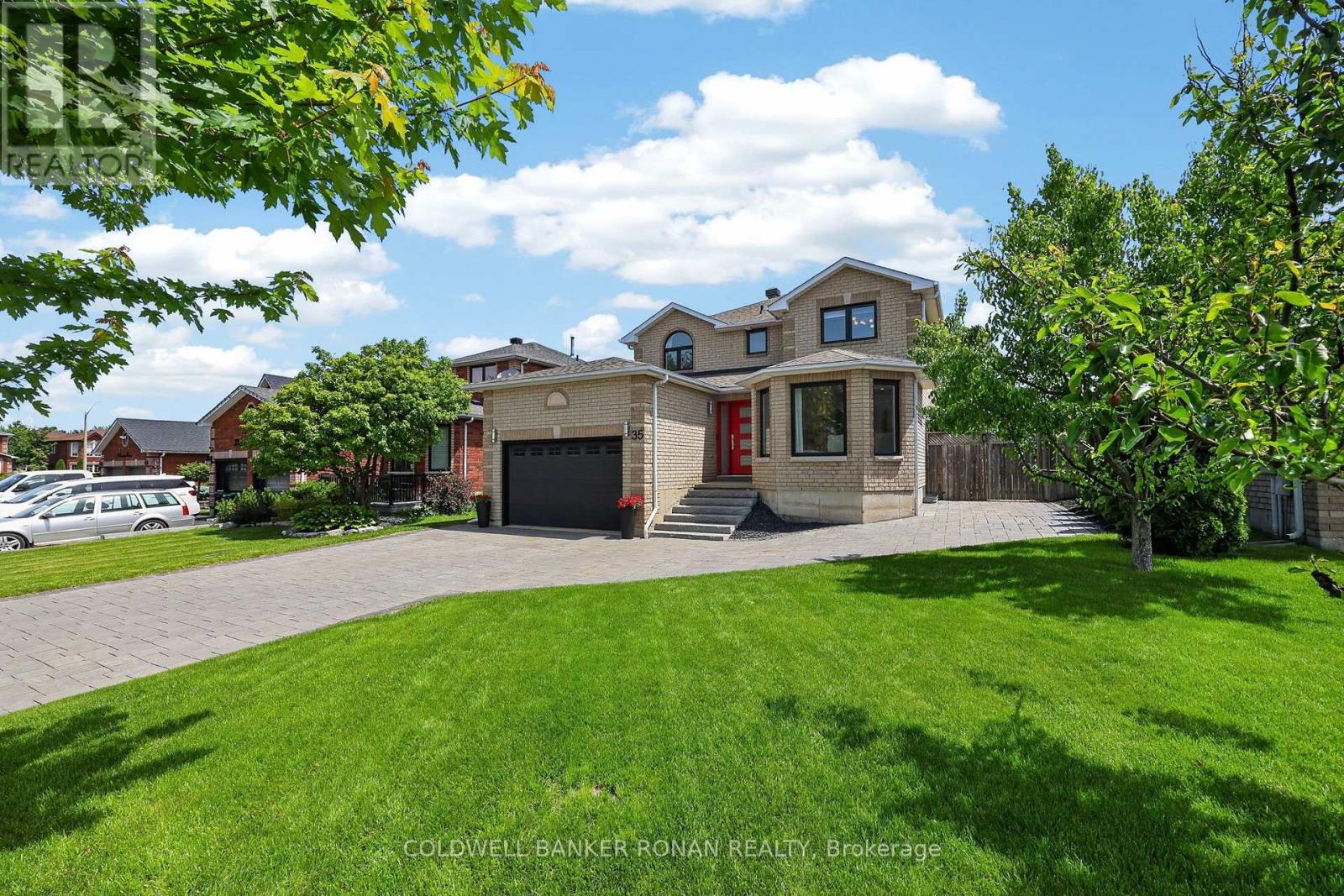 35 FARMSTEAD CRESCENT, barrie (holly), Ontario