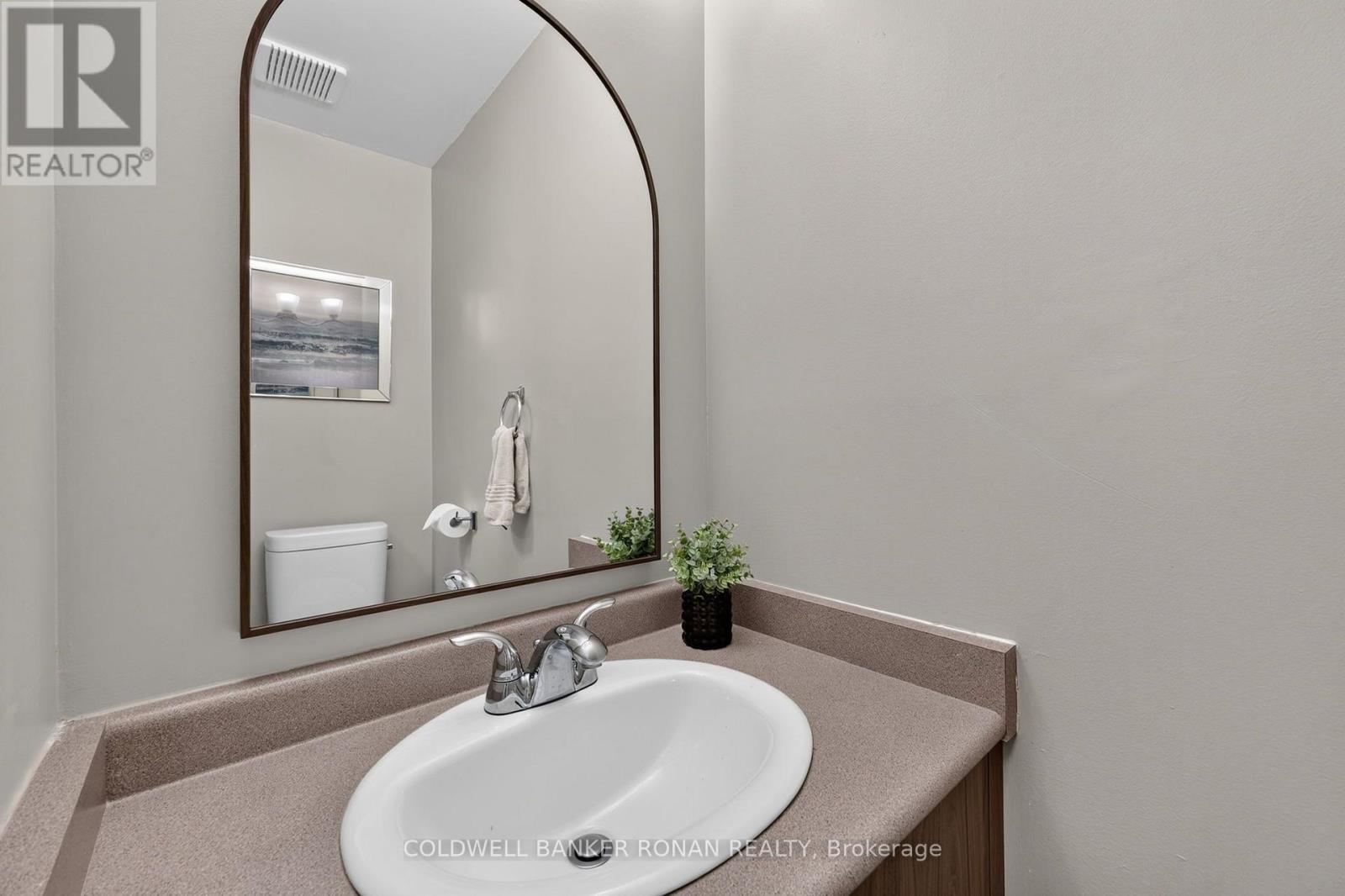 35 Farmstead Crescent, Barrie (Holly), Ontario  L4N 8S2 - Photo 19 - S13812810
