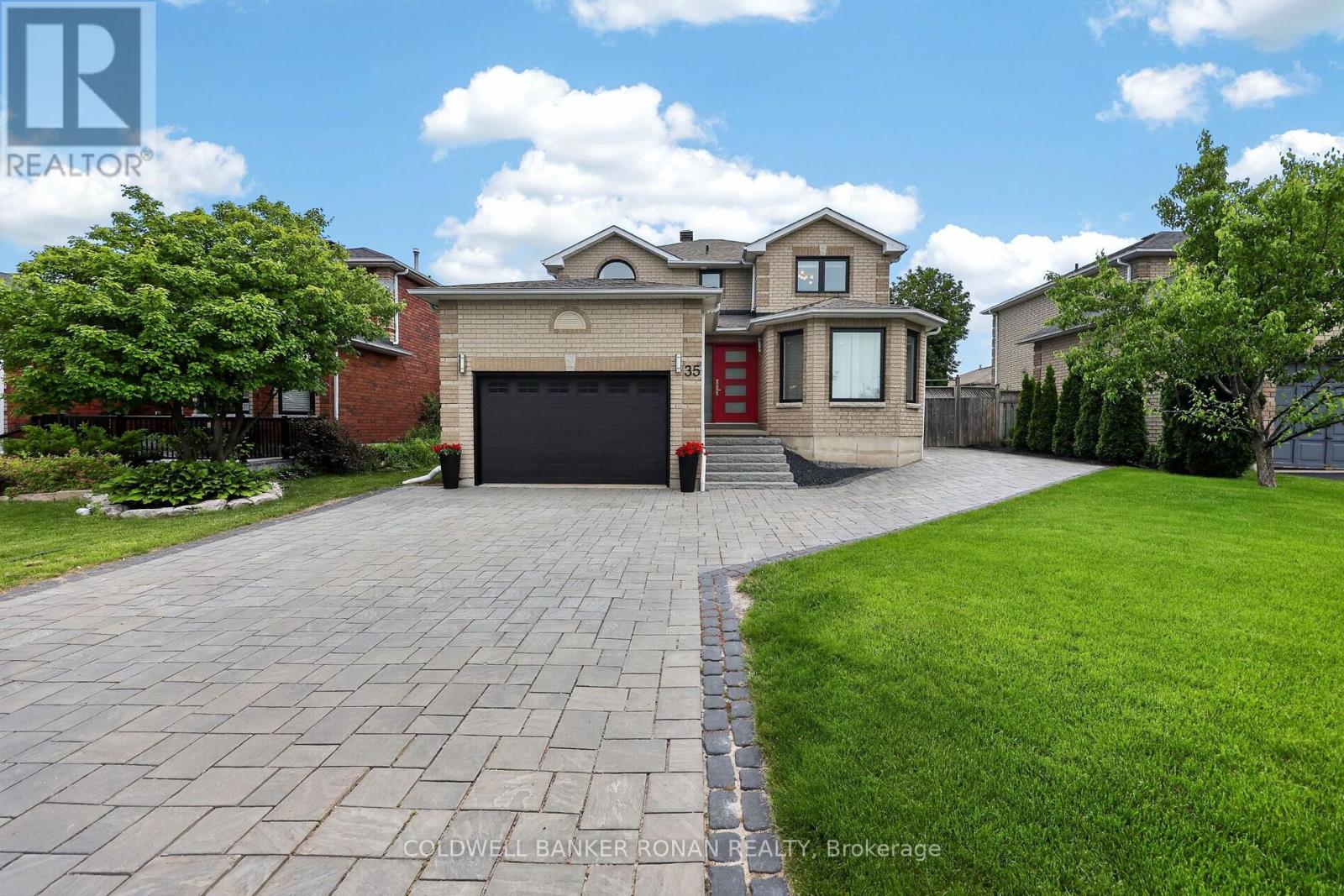 35 Farmstead Crescent, Barrie (Holly), Ontario  L4N 8S2 - Photo 2 - S13812810