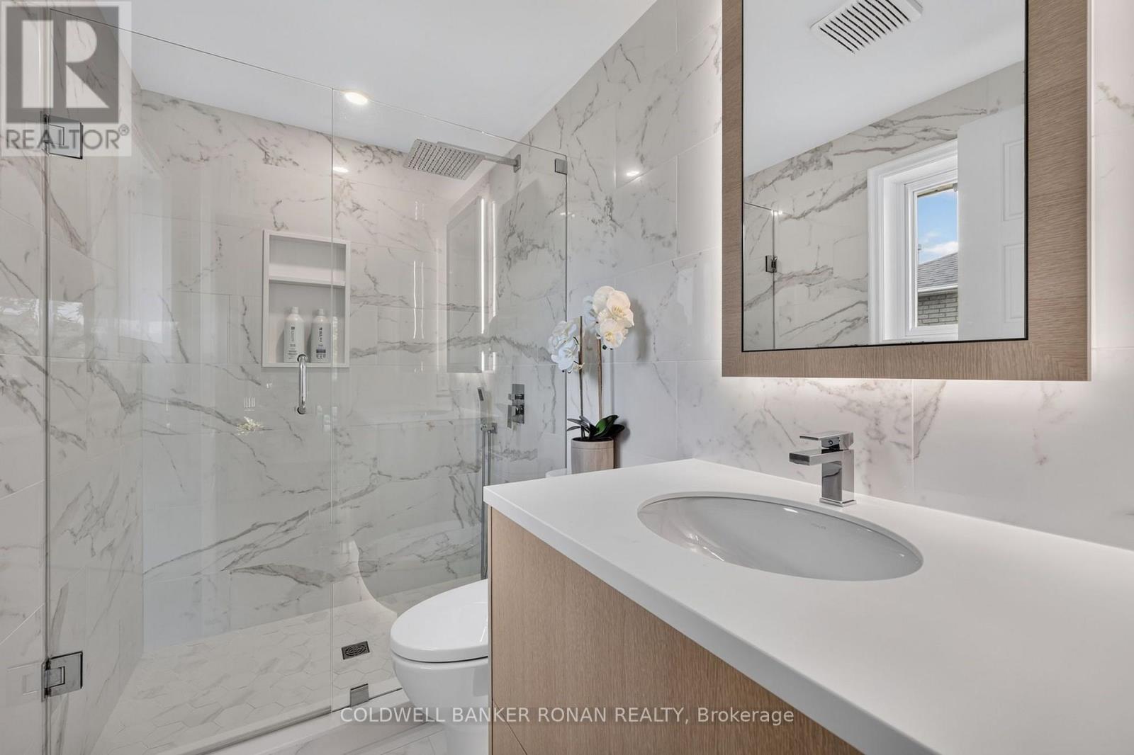 35 Farmstead Crescent, Barrie (Holly), Ontario  L4N 8S2 - Photo 25 - S13812810
