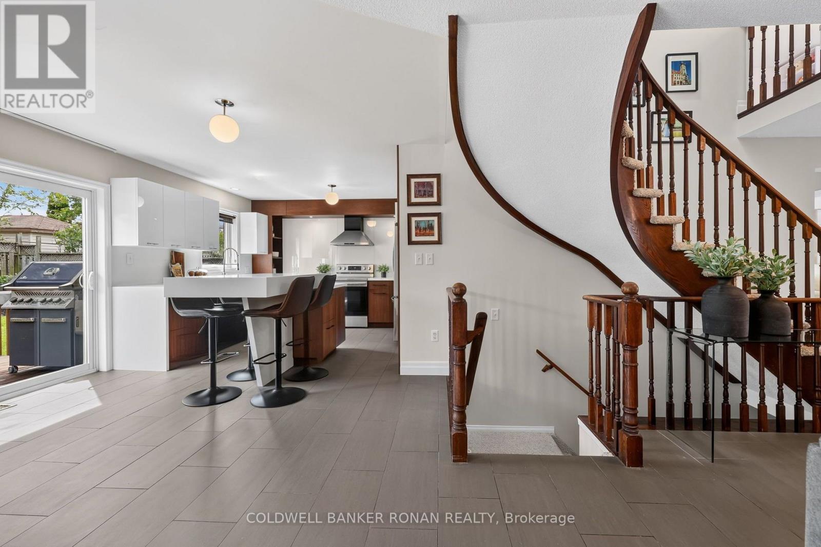 35 Farmstead Crescent, Barrie (Holly), Ontario  L4N 8S2 - Photo 35 - S13812810