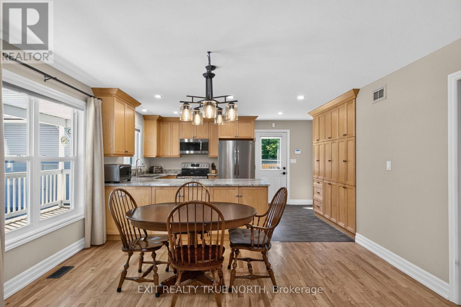 460 Concession Rd 13 E, Tiny, Ontario  L9M 0M9 - Photo 12 - S13812850
