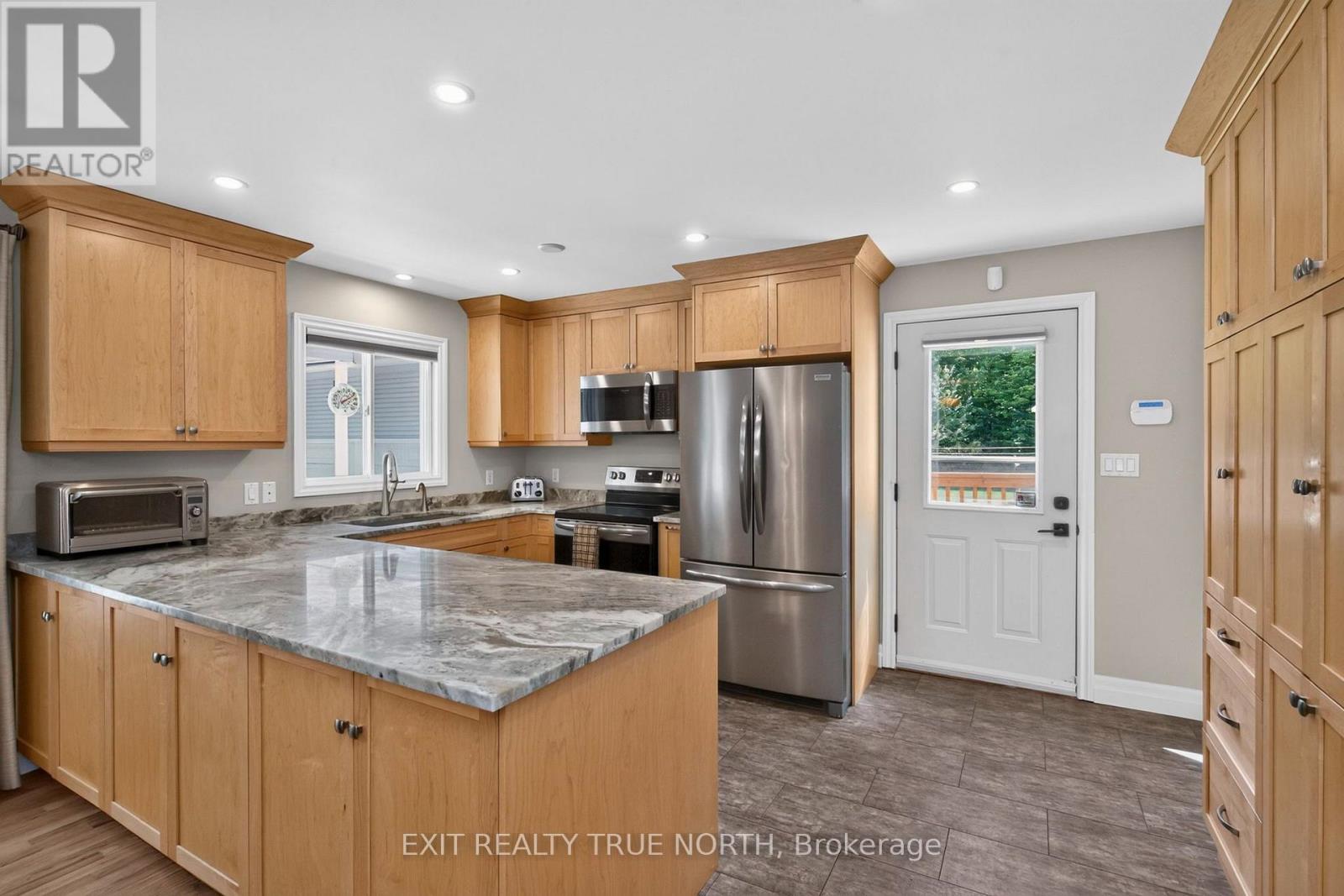 460 Concession Rd 13 E, Tiny, Ontario  L9M 0M9 - Photo 13 - S13812850