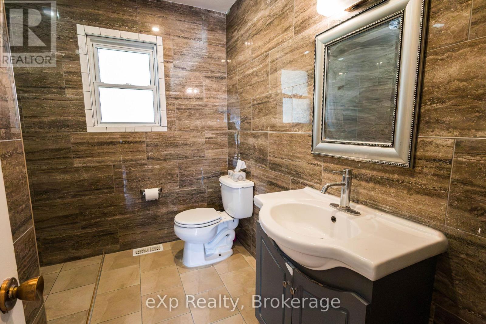 51 Wilson Street, Minto, Ontario  N0G 1Z0 - Photo 15 - X13812866