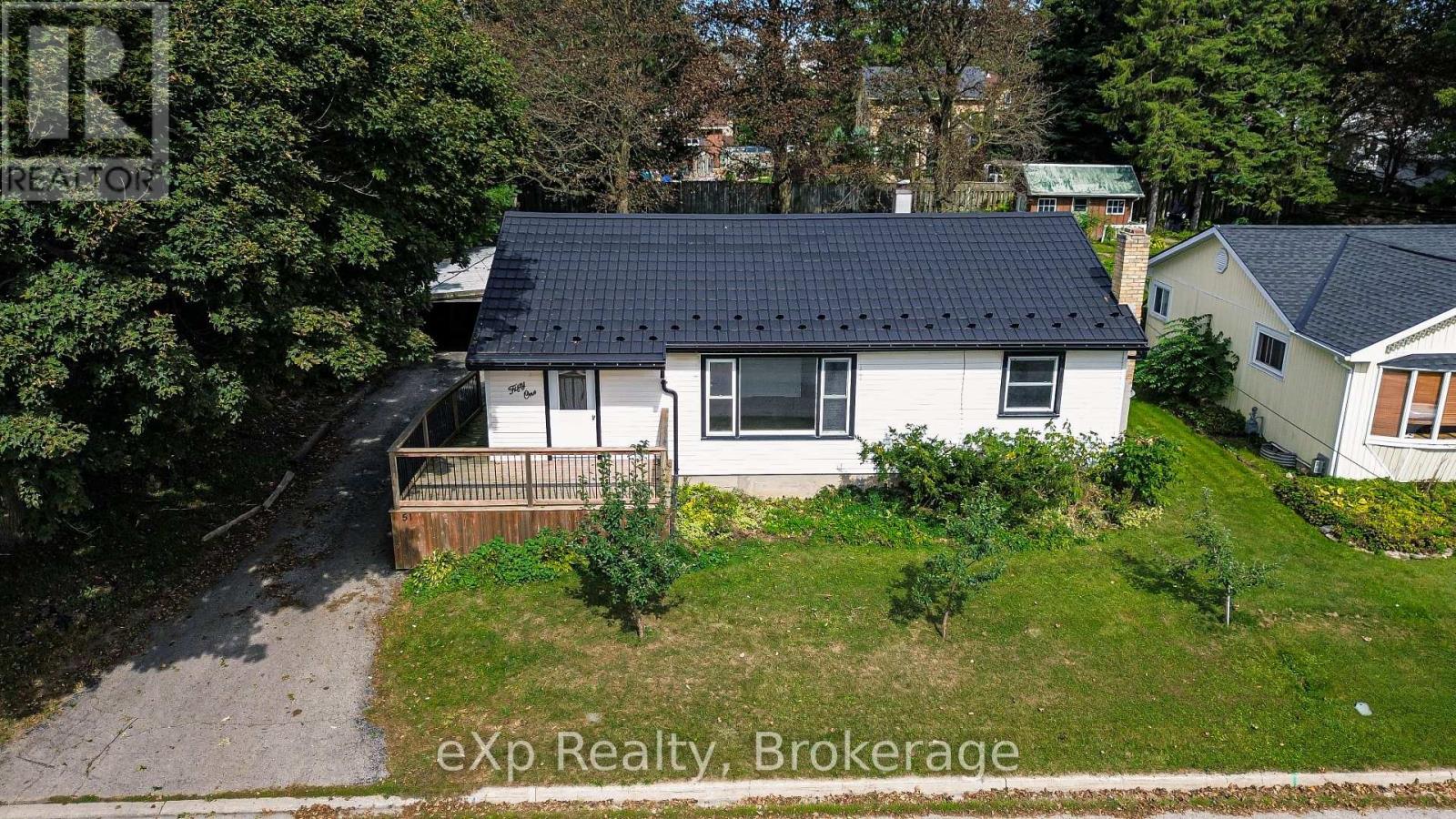 51 Wilson Street, Minto, Ontario  N0G 1Z0 - Photo 2 - X13812866