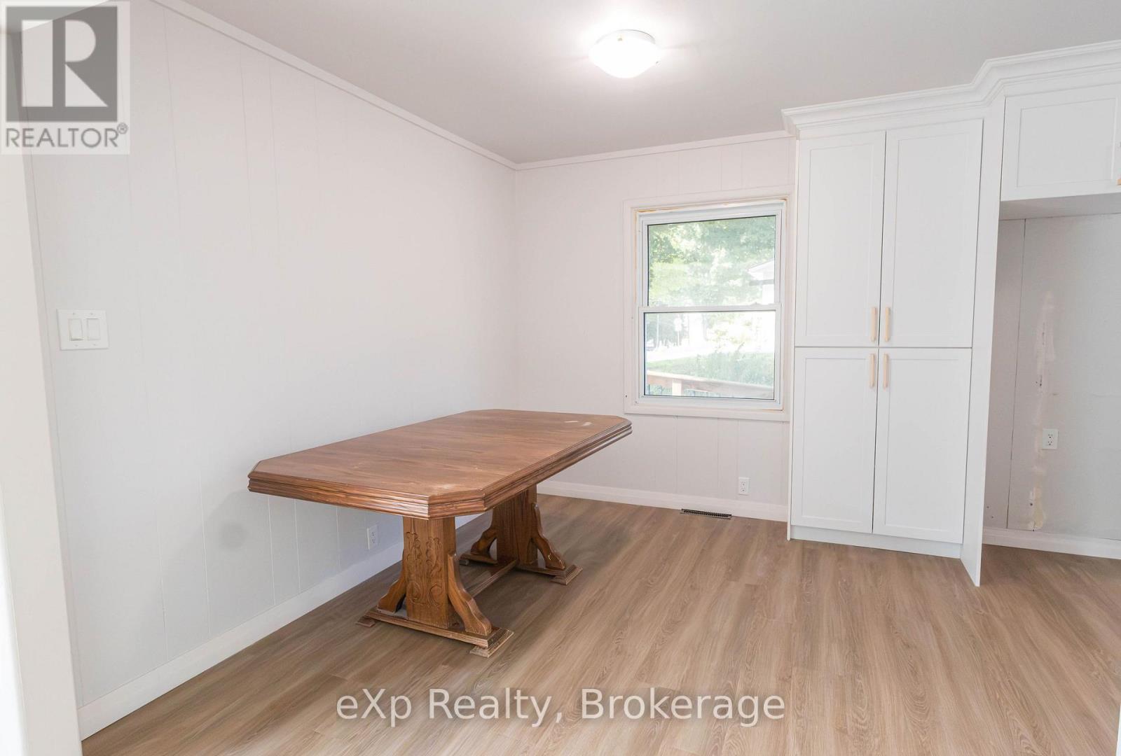 51 Wilson Street, Minto, Ontario  N0G 1Z0 - Photo 9 - X13812866