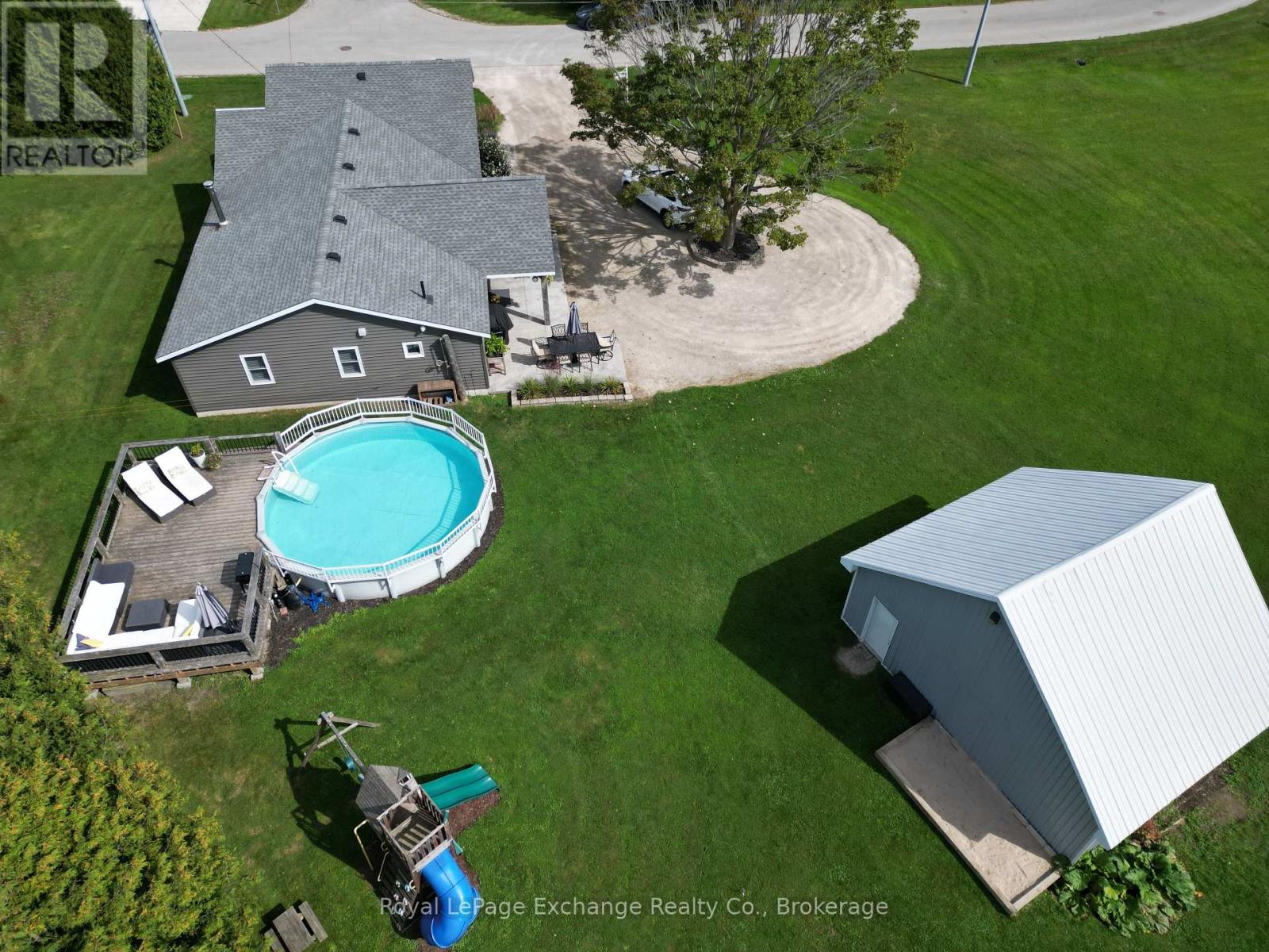 450 Ludgard Street, Huron-Kinloss, Ontario  N0G 2H0 - Photo 38 - X13812924