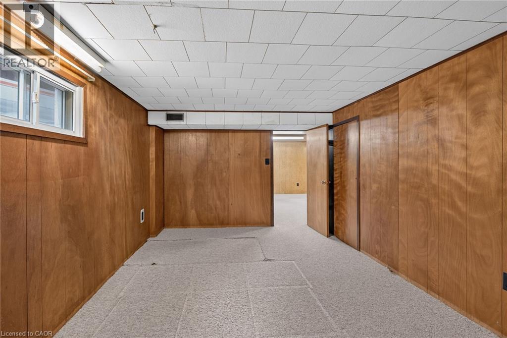 390 East 37th Street, Hamilton, Ontario  L8V 4B8 - Photo 30 - 40863488