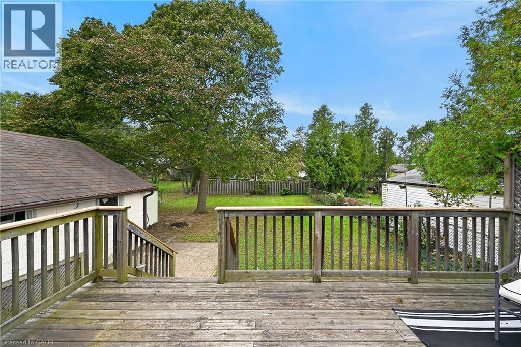 390 East 37th Street, Hamilton, Ontario  L8V 4B8 - Photo 37 - 40863488
