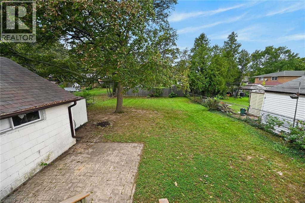 390 East 37th Street, Hamilton, Ontario  L8V 4B8 - Photo 44 - 40863488