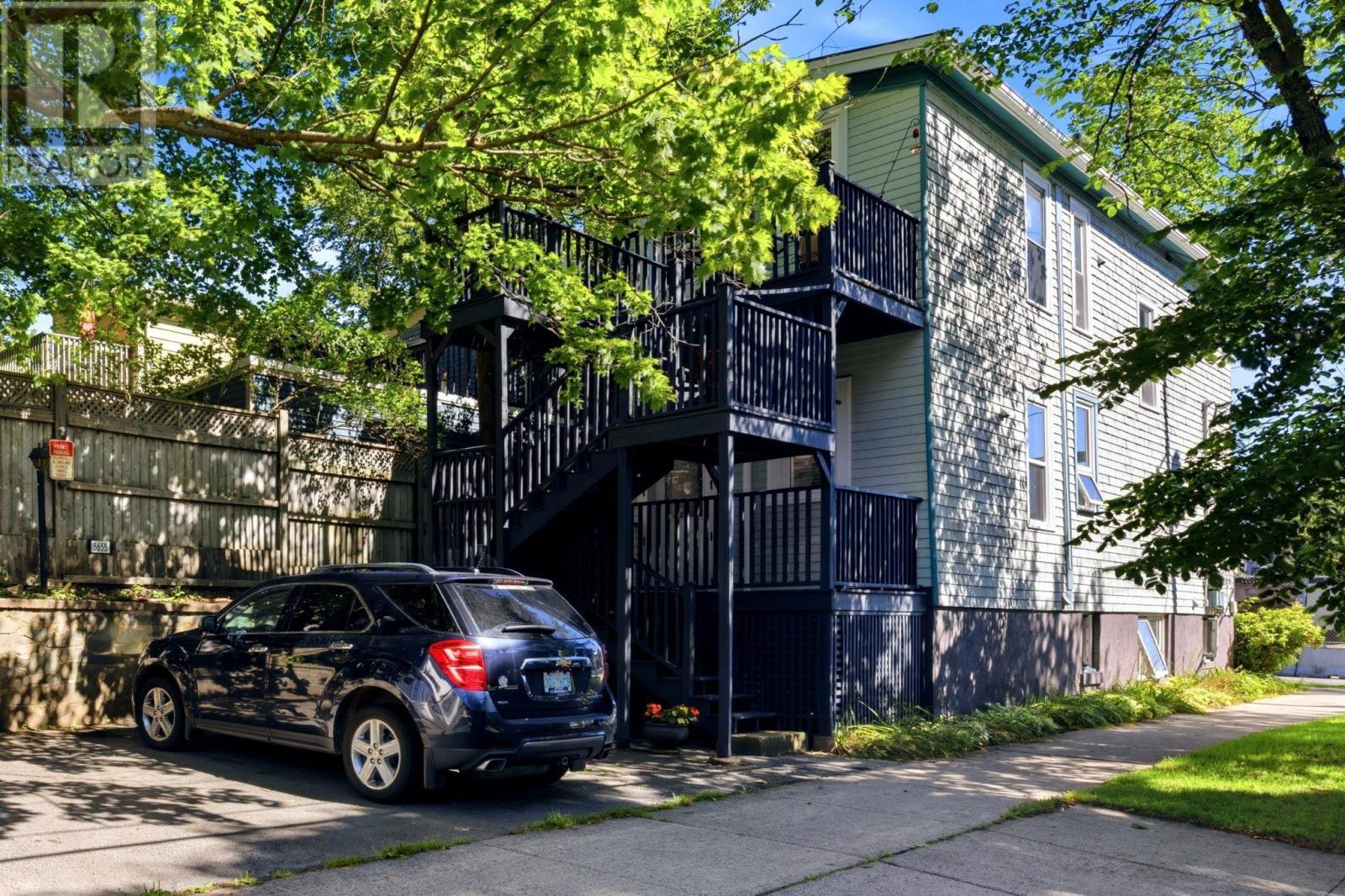 1038 Lucknow Street photo 29