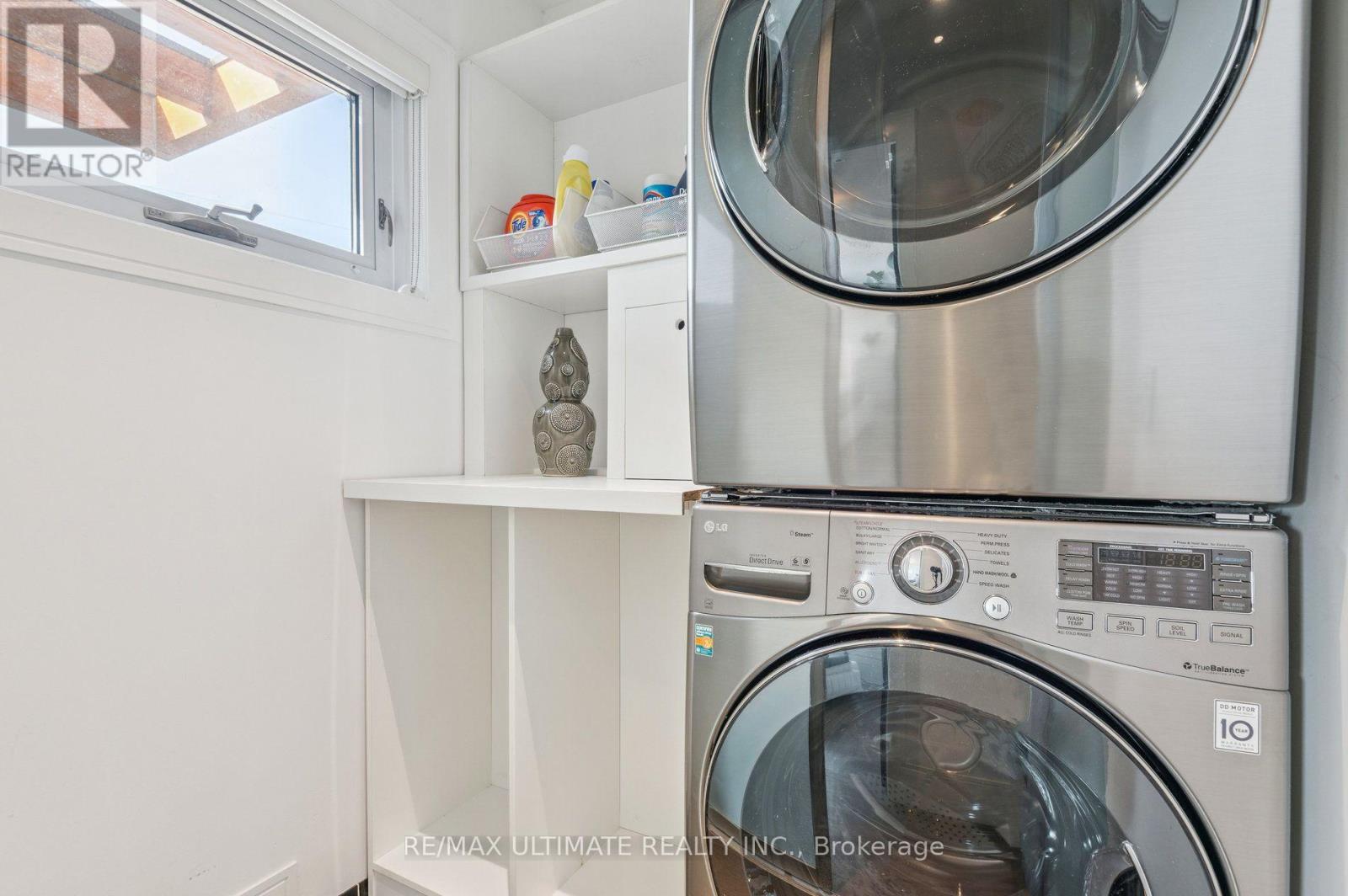 1139 Glengrove Avenue W, Toronto, Ontario  M6B 2K5 - Photo 20 - W13812816