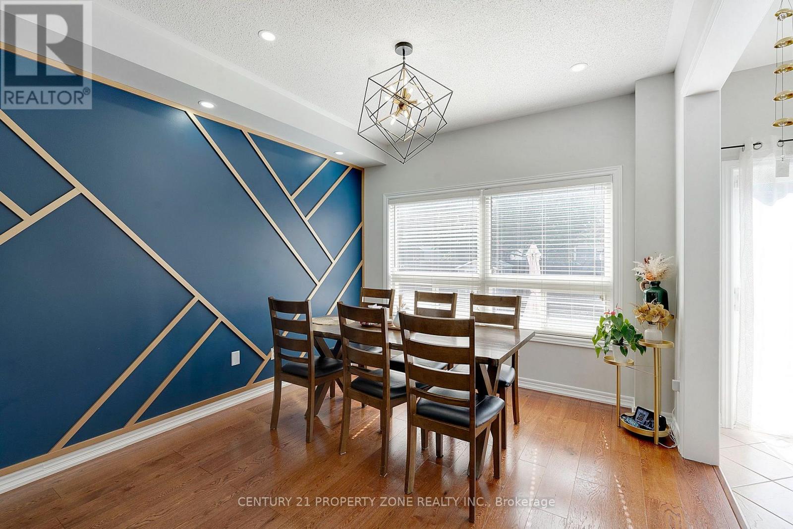 221 Andrews Trail, Milton, Ontario  L9T 6S7 - Photo 8 - W13812834