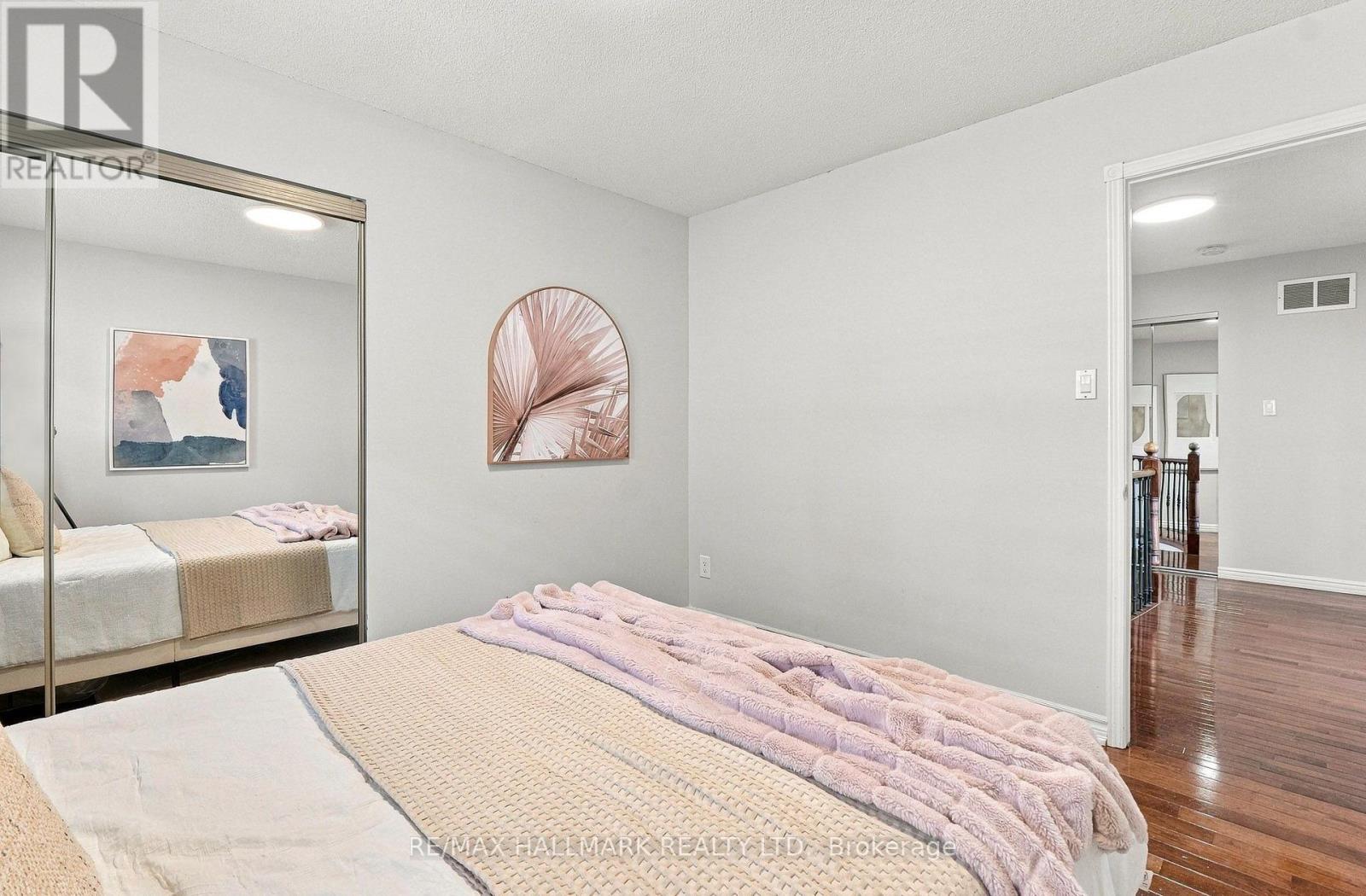 1246 Winterbourne Drive, Oakville, Ontario  L6J 7G2 - Photo 19 - W13812844