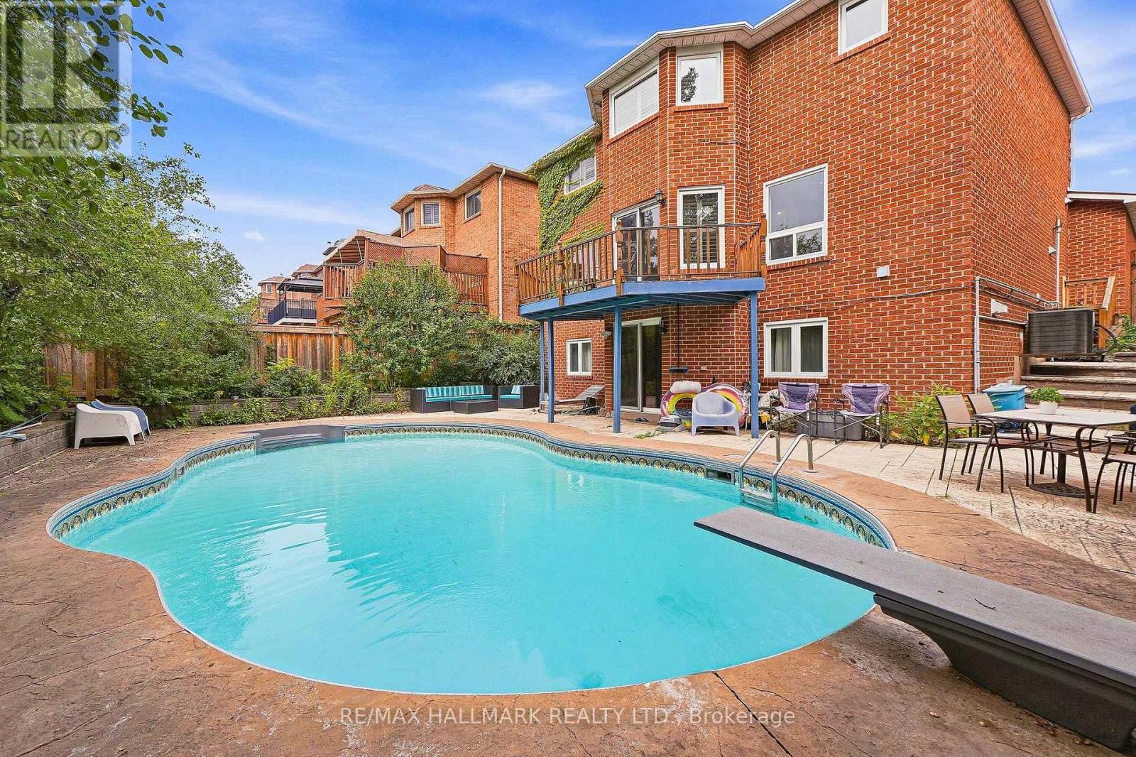 1246 Winterbourne Drive, Oakville, Ontario  L6J 7G2 - Photo 36 - W13812844