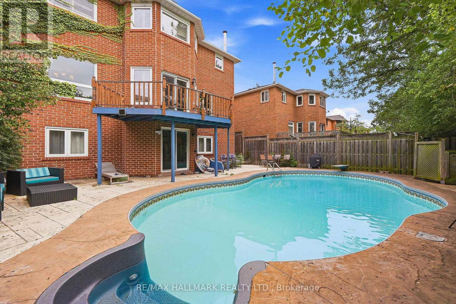 1246 Winterbourne Drive, Oakville, Ontario  L6J 7G2 - Photo 38 - W13812844