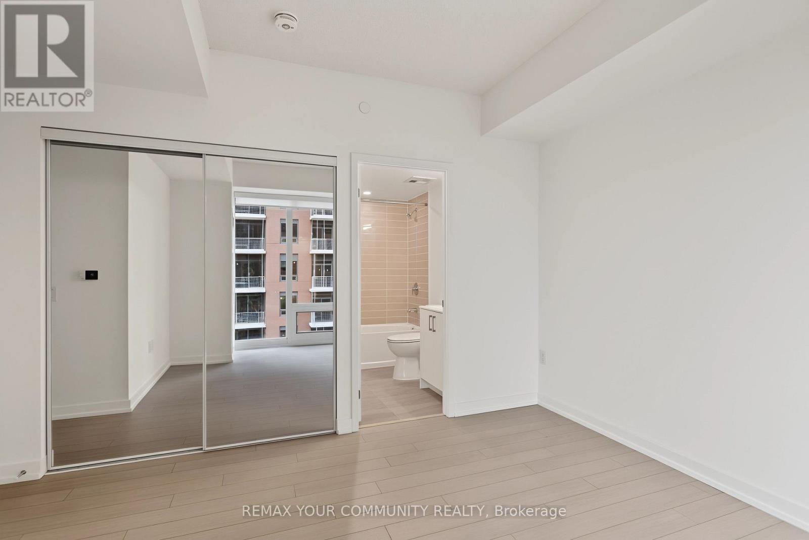 1913 - 4010 Eglinton Avenue W, Toronto, Ontario  M9A 0G5 - Photo 12 - W13812854