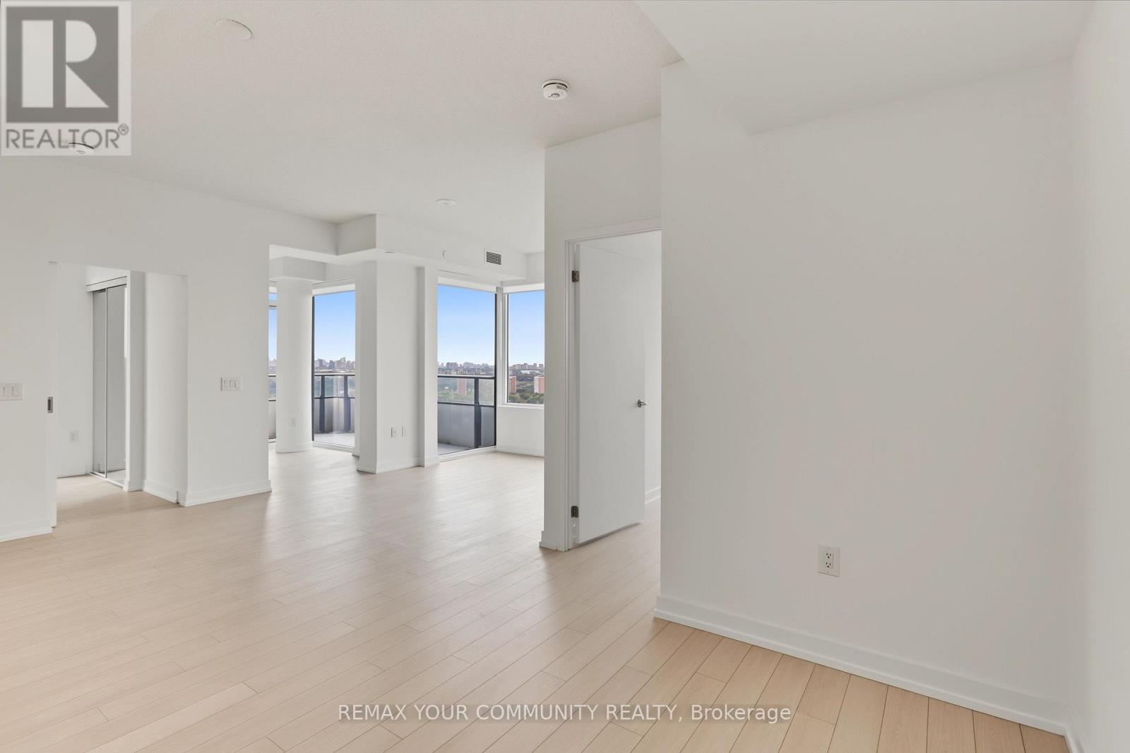 1913 - 4010 Eglinton Avenue W, Toronto, Ontario  M9A 0G5 - Photo 6 - W13812854