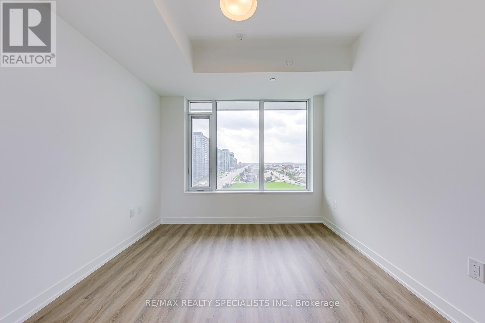 1018 - 2485 Eglinton Avenue, Mississauga, Ontario  L5M 2T1 - Photo 21 - W13812872