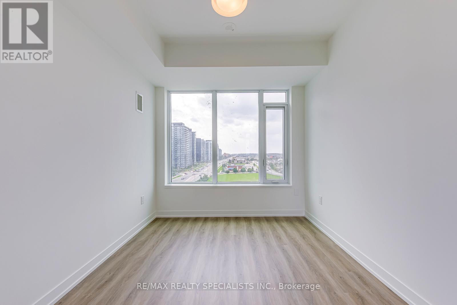 1018 - 2485 Eglinton Avenue, Mississauga, Ontario  L5M 2T1 - Photo 24 - W13812872
