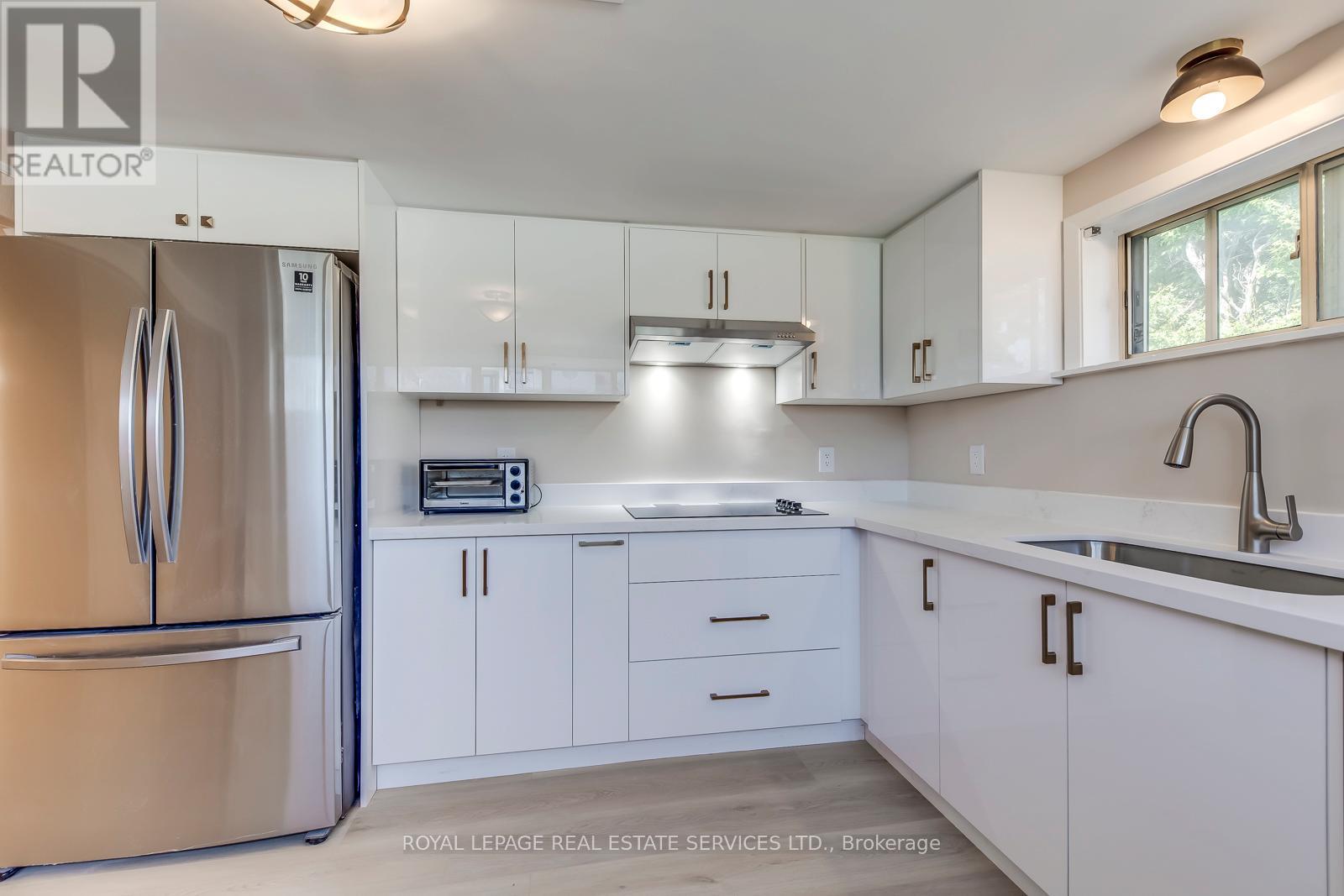 Bsmt - 383 Wentworth Street, Oakville, Ontario  L6K 1X1 - Photo 6 - W13812882