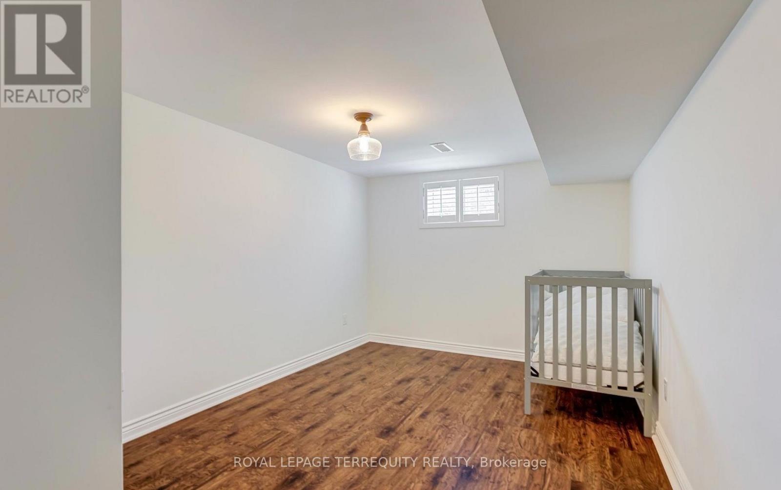 2474 Yarmouth Crescent, Oakville, Ontario  L6L 2M8 - Photo 17 - W13812928