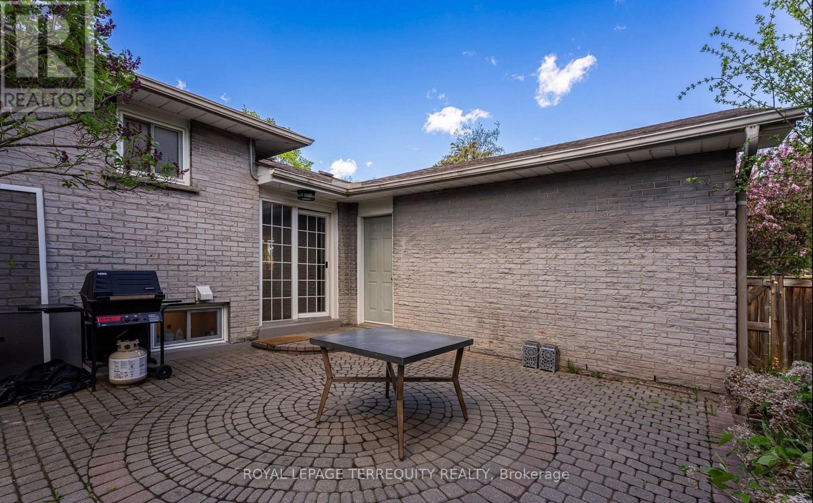 2474 Yarmouth Crescent, Oakville, Ontario  L6L 2M8 - Photo 20 - W13812928