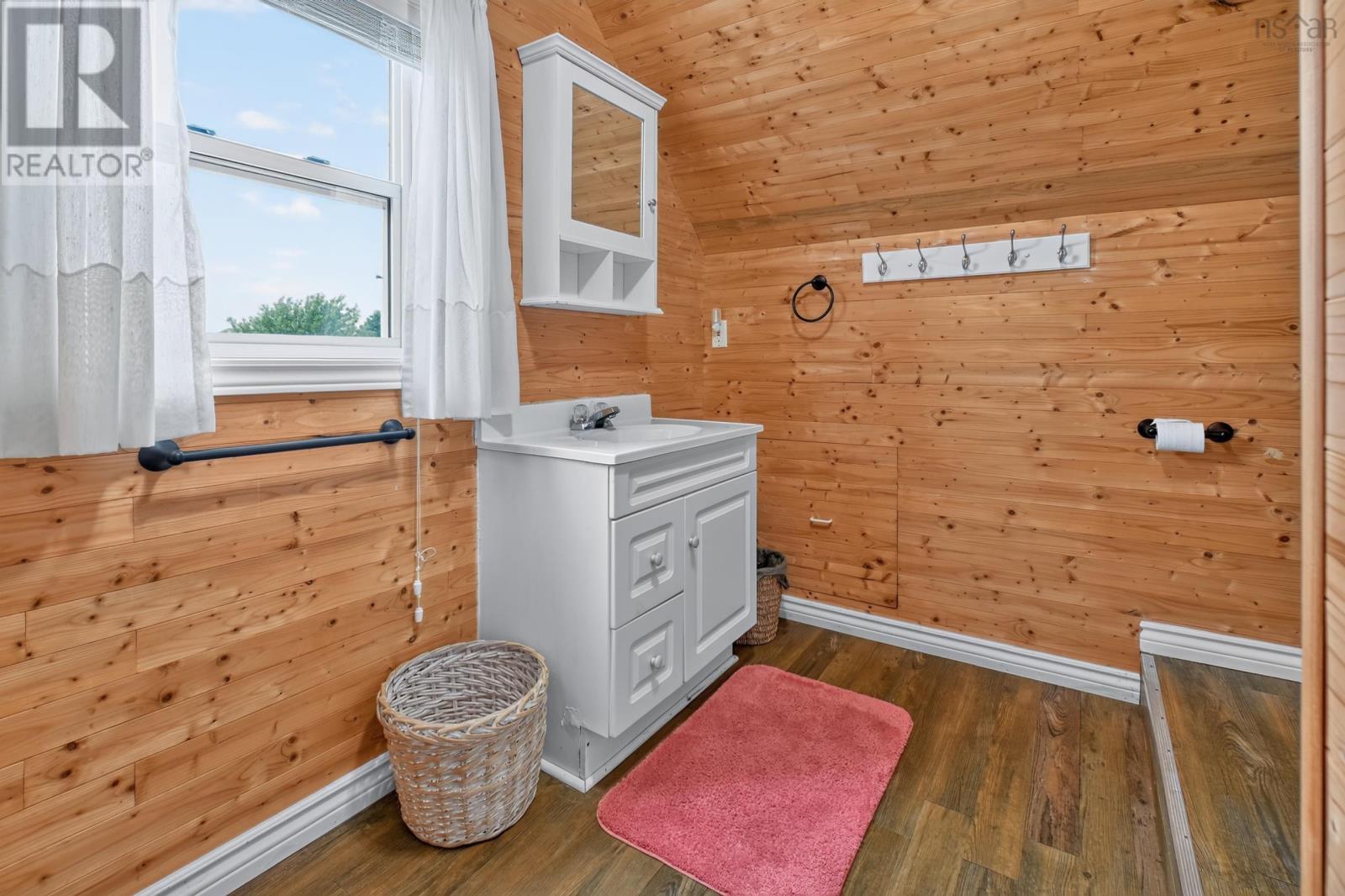 118 Chapel Cove Road, L'ardoise, Nova Scotia  B0E 2X0 - Photo 38 - 202623995