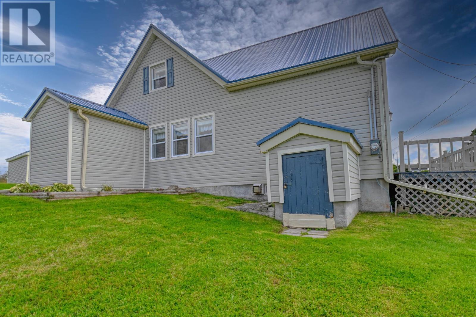 118 Chapel Cove Road, L'ardoise, Nova Scotia  B0E 2X0 - Photo 3 - 202623995