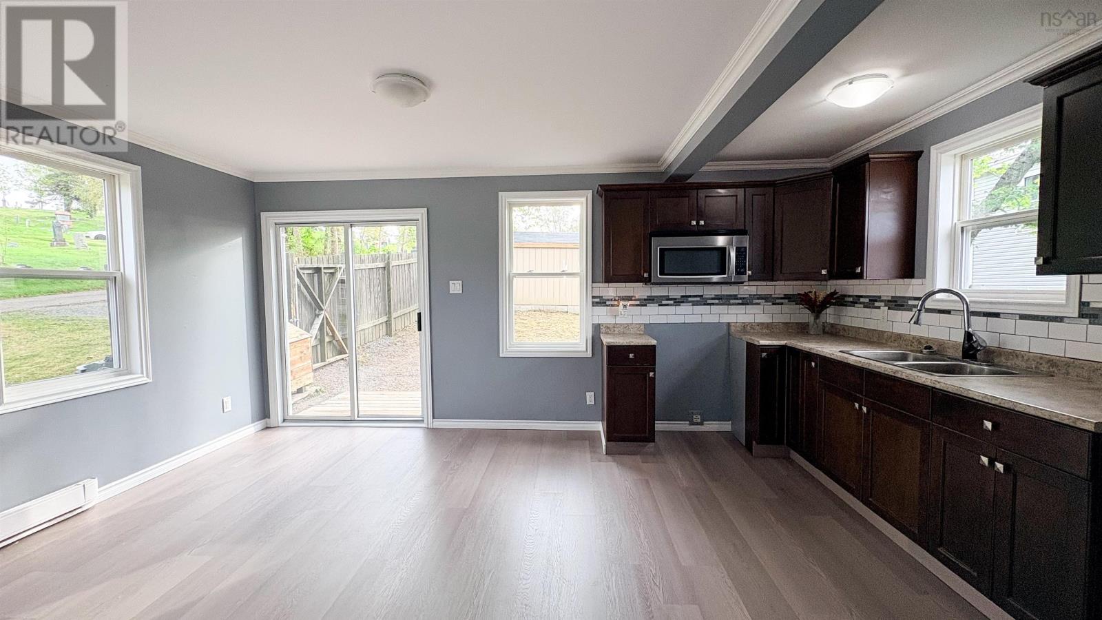 938 George Street, Sydney, Nova Scotia  B1P 1M3 - Photo 15 - 202623996