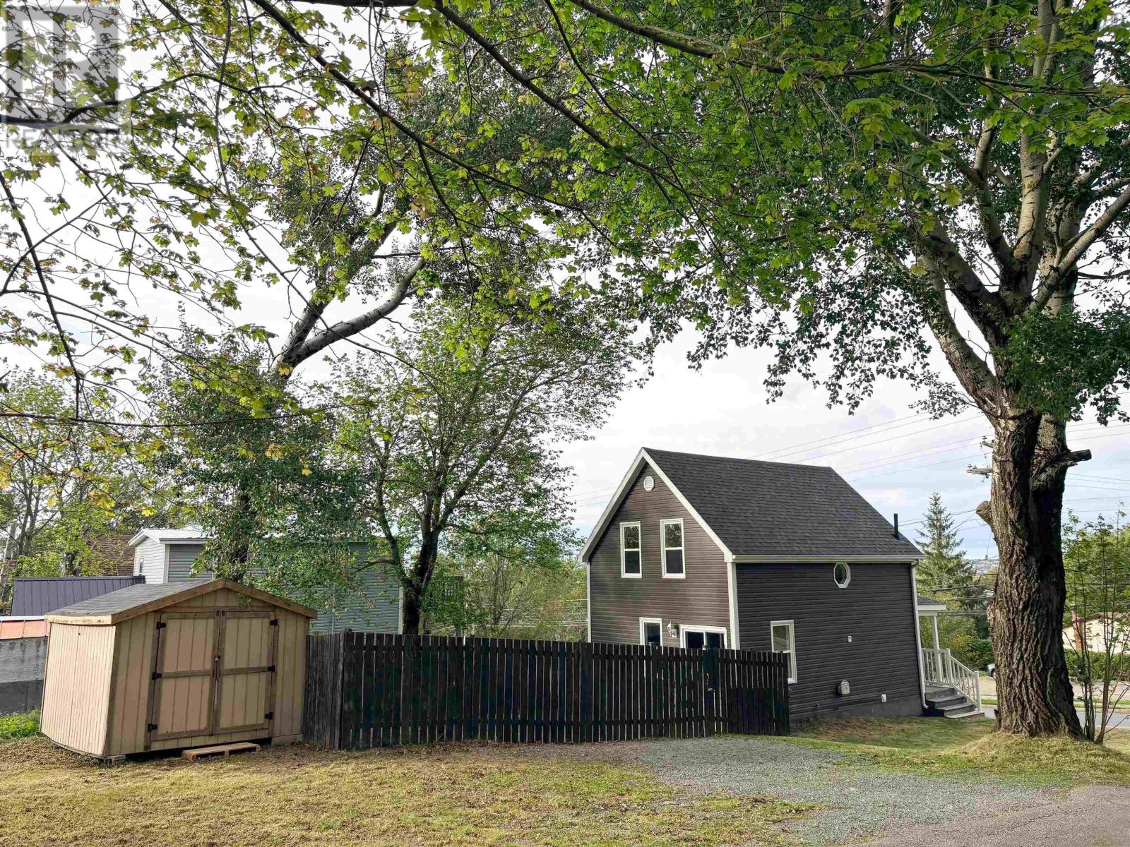 938 George Street, Sydney, Nova Scotia  B1P 1M3 - Photo 3 - 202623996