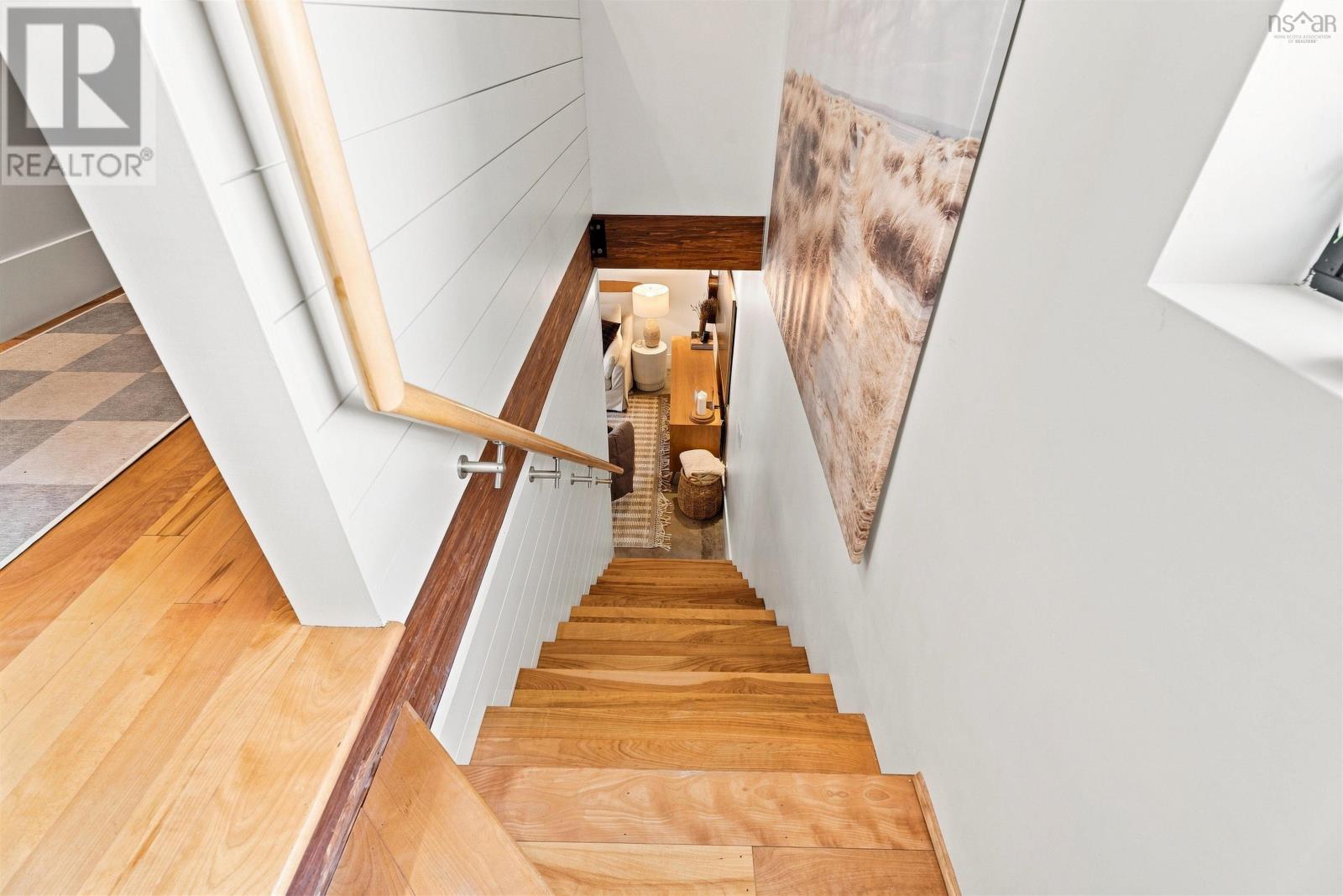 5675 Stanley Street photo 38