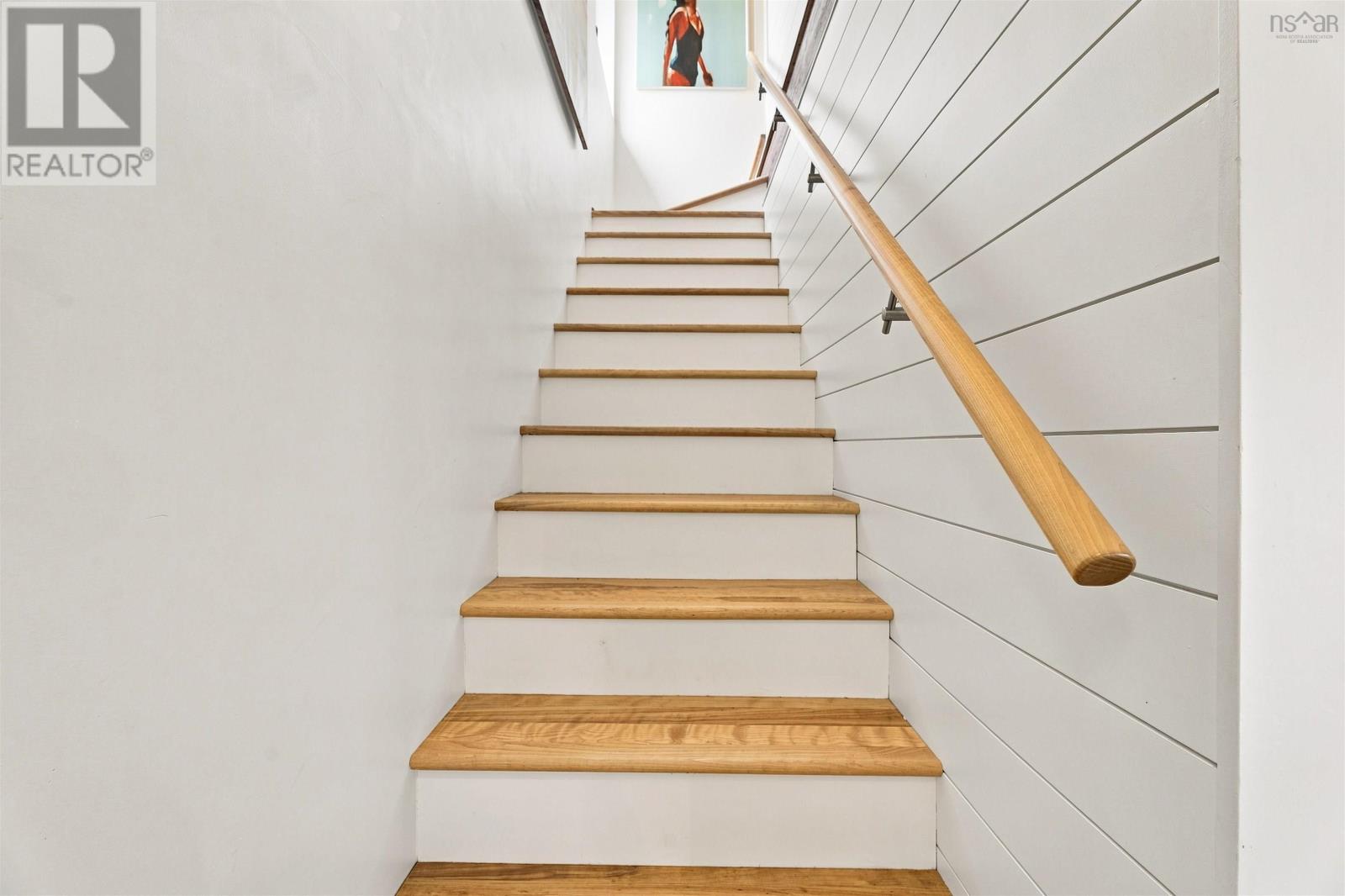 5675 Stanley Street photo 28