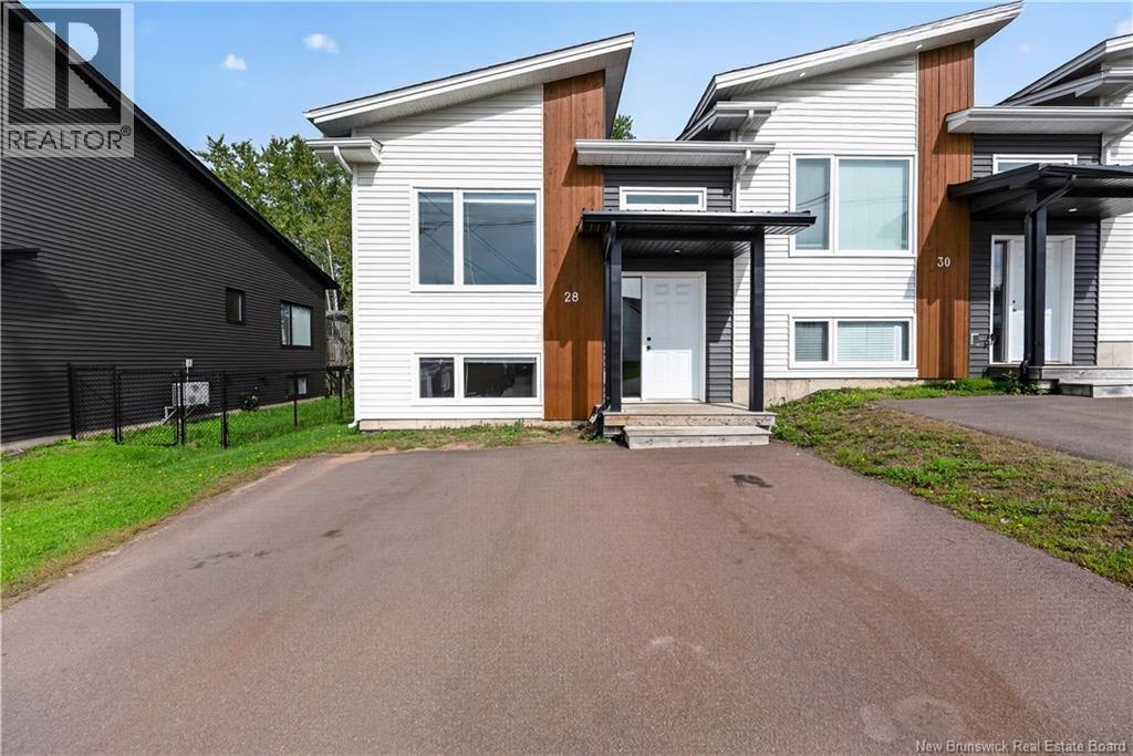 28 De La Colline Street, Dieppe, New Brunswick  E1A 6N3 - Photo 49 - NB148238