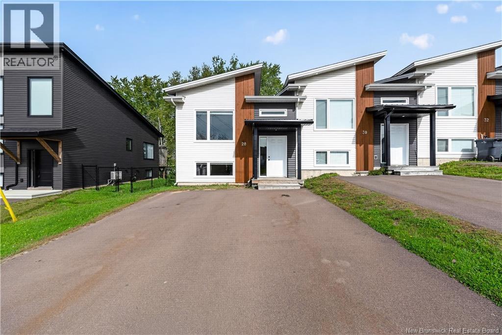 28 De La Colline Street, Dieppe, New Brunswick  E1A 6N3 - Photo 48 - NB148238