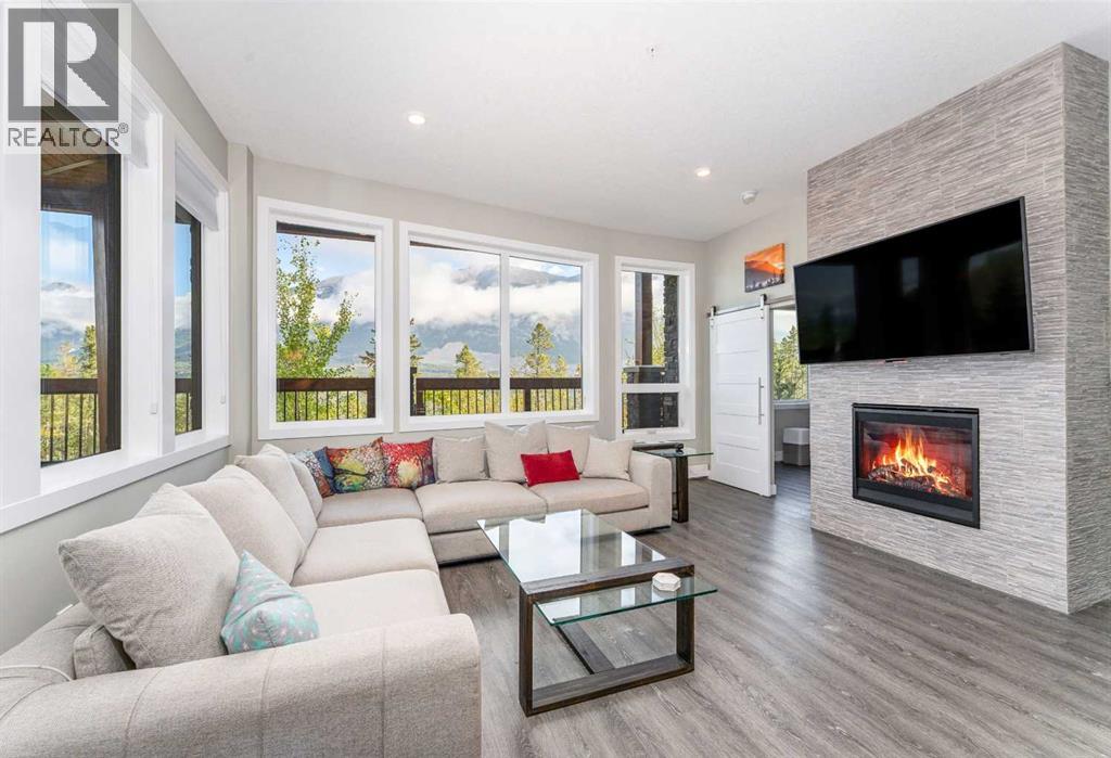 114, 106 Stewart Creek Rise, Canmore, Alberta  T1W 0N3 - Photo 32 - A2345033