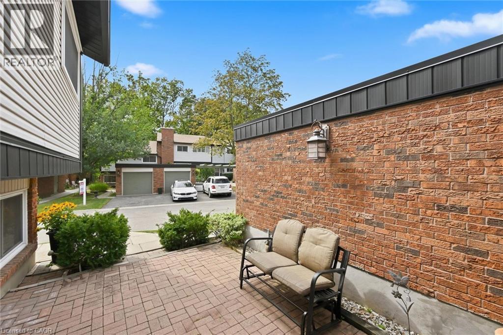 1576 Kerns Road Unit# 7, Burlington, Ontario  L7P 3A7 - Photo 39 - 40858257