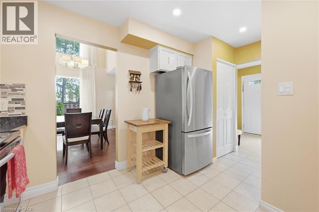 1576 Kerns Road Unit# 7, Burlington, Ontario  L7P 3A7 - Photo 14 - 40858257